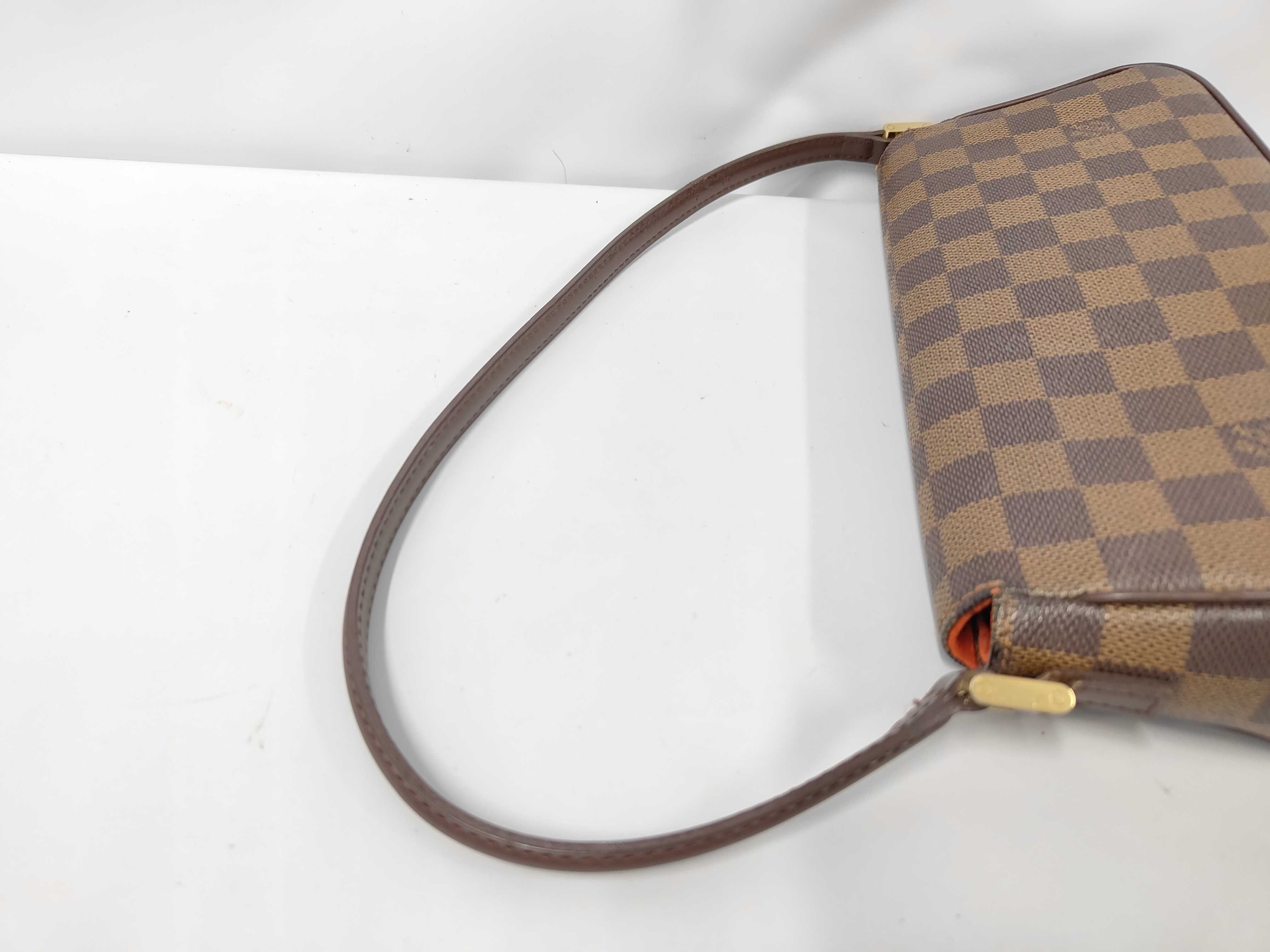 Recoleta Shoulder Bag — view 5