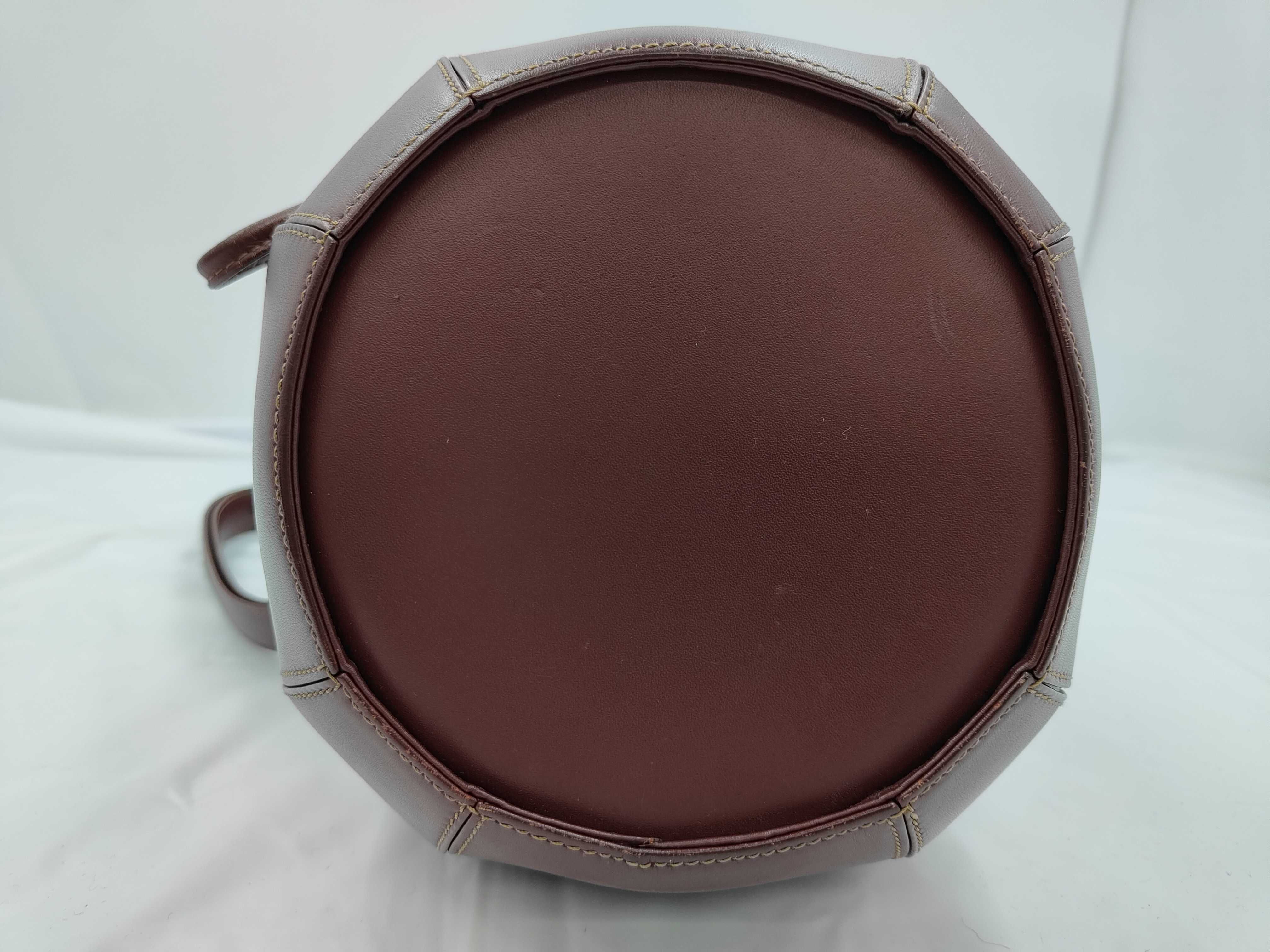 Must Line Shoulder Bag, Drawstring, Leather, Bordeaux, with Dust Bag. — view 7