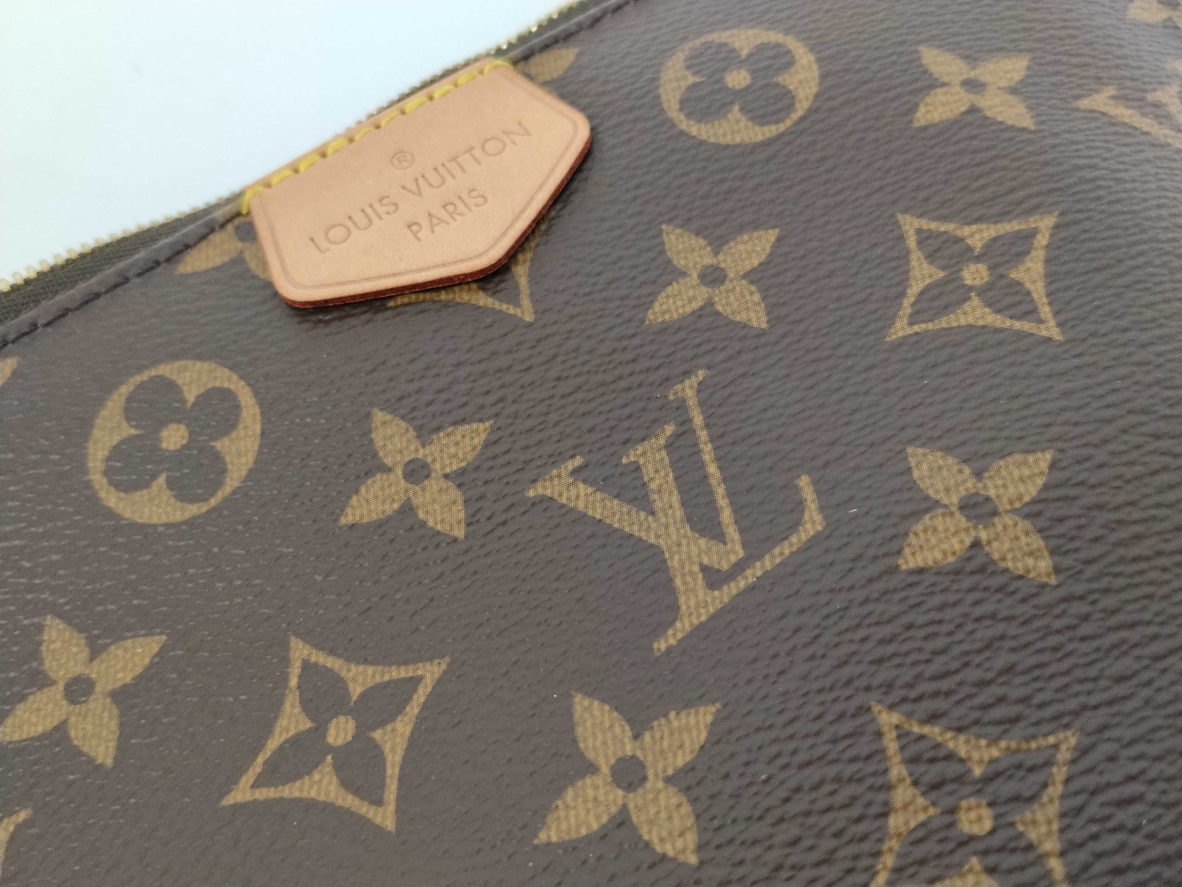 Monogram Louis Vuitton M44840 Multi Pochette Accessoires 2-Way Shoulder Bag with Pouch — view 11