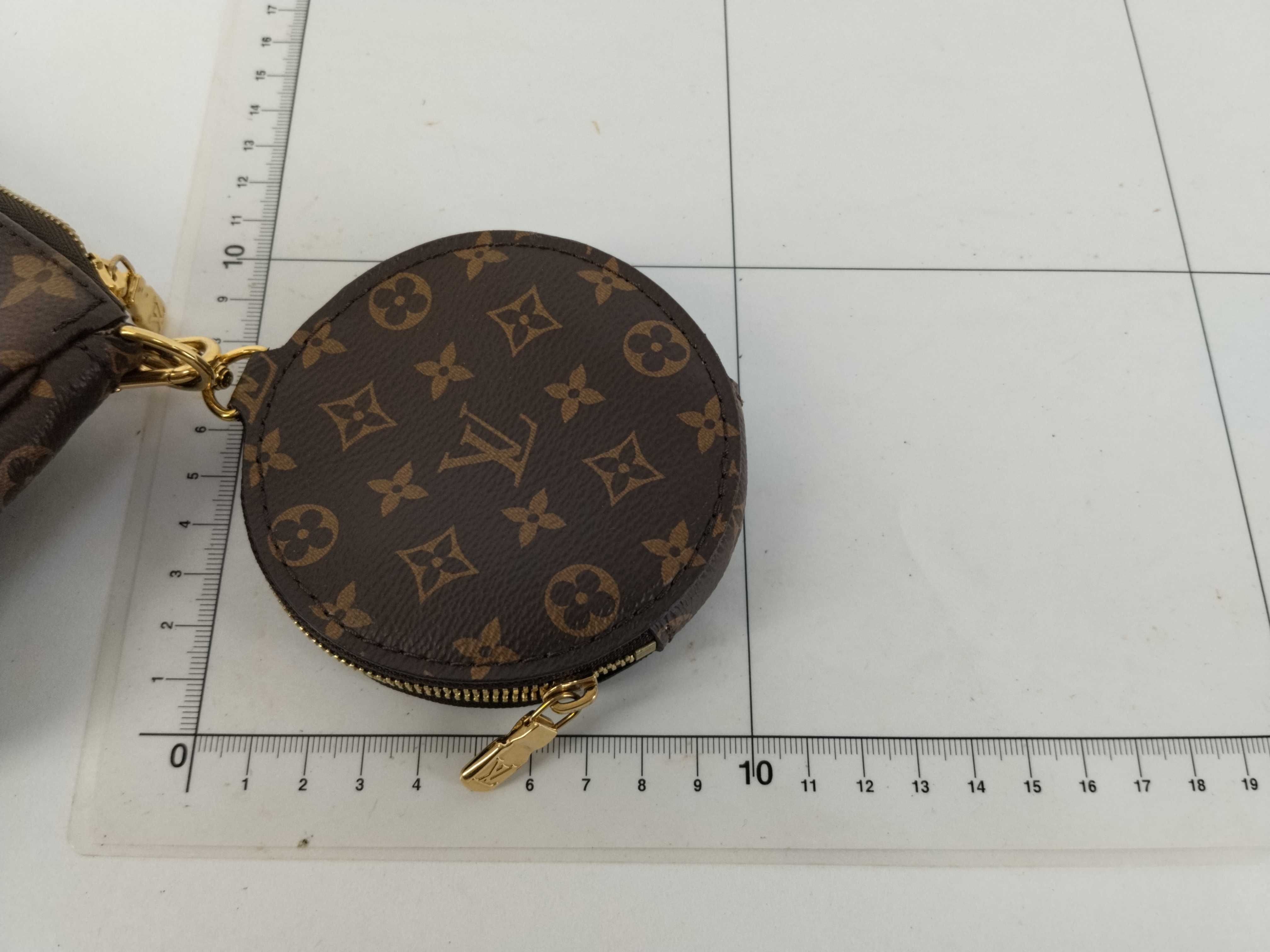 Monogram Louis Vuitton M44840 Multi Pochette Accessoires 2-Way Shoulder Bag with Pouch — view 14