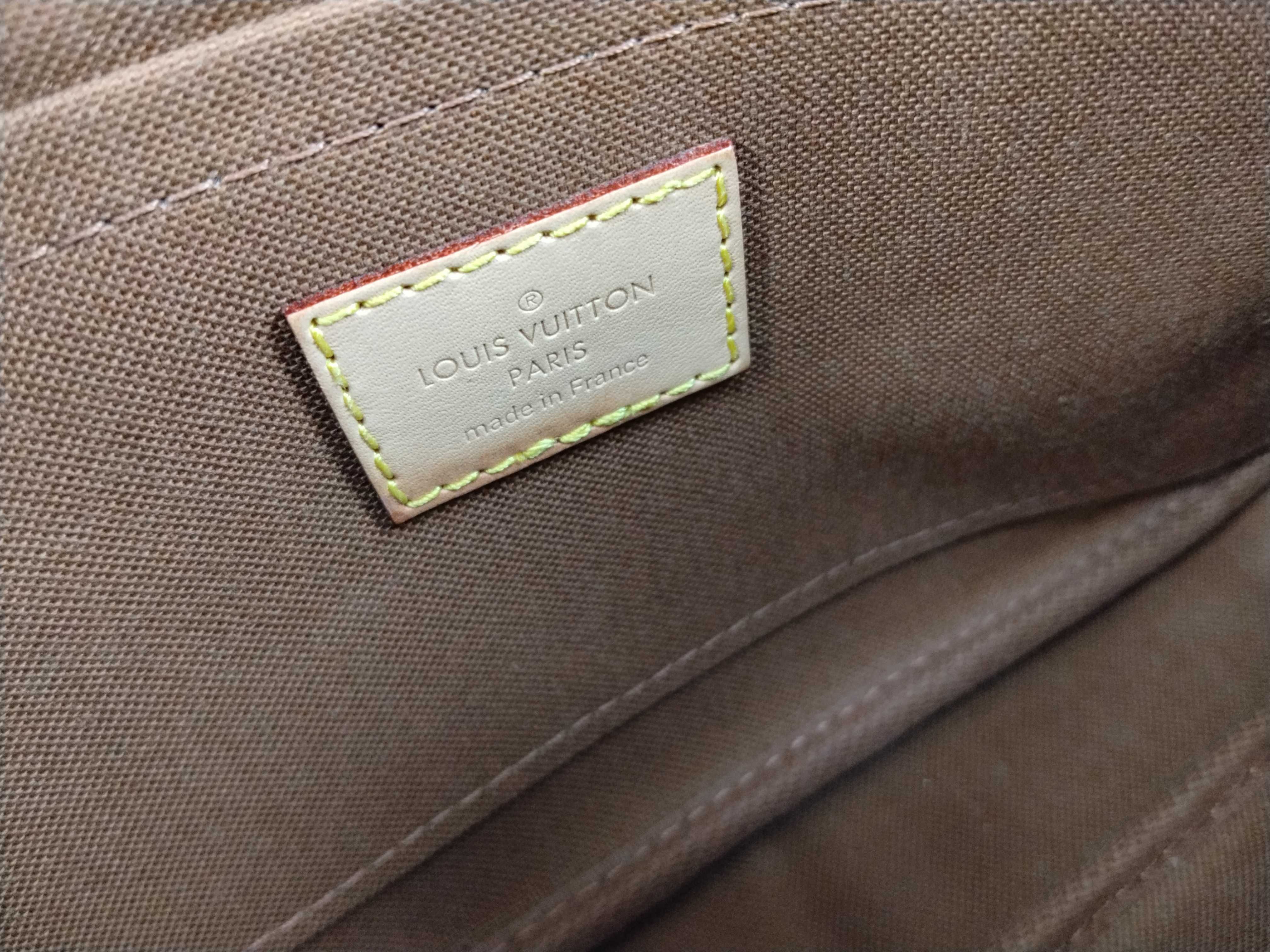 Monogram Louis Vuitton M44840 Multi Pochette Accessoires 2-Way Shoulder Bag with Pouch — view 8