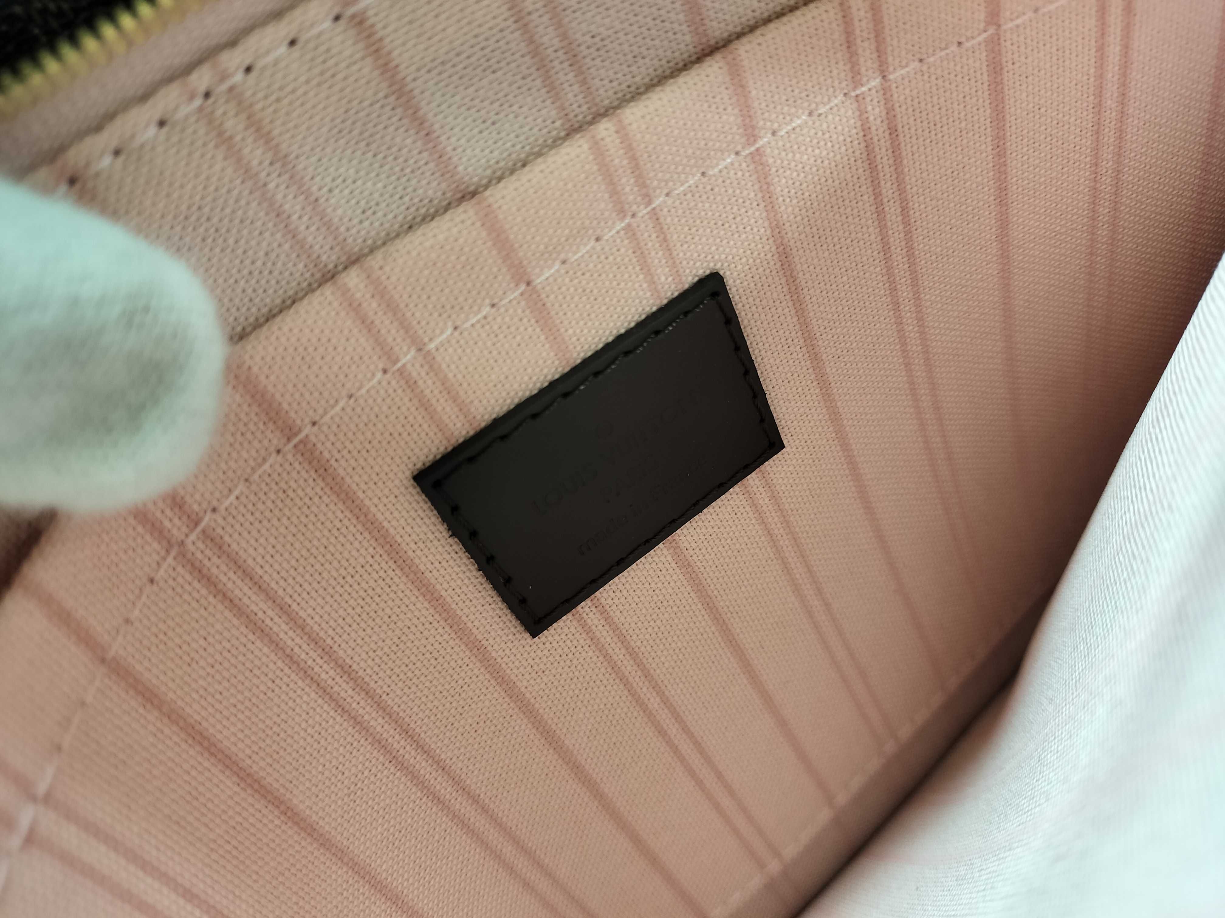 Neverfull MM Rose Ballerine Tote Bag — view 13
