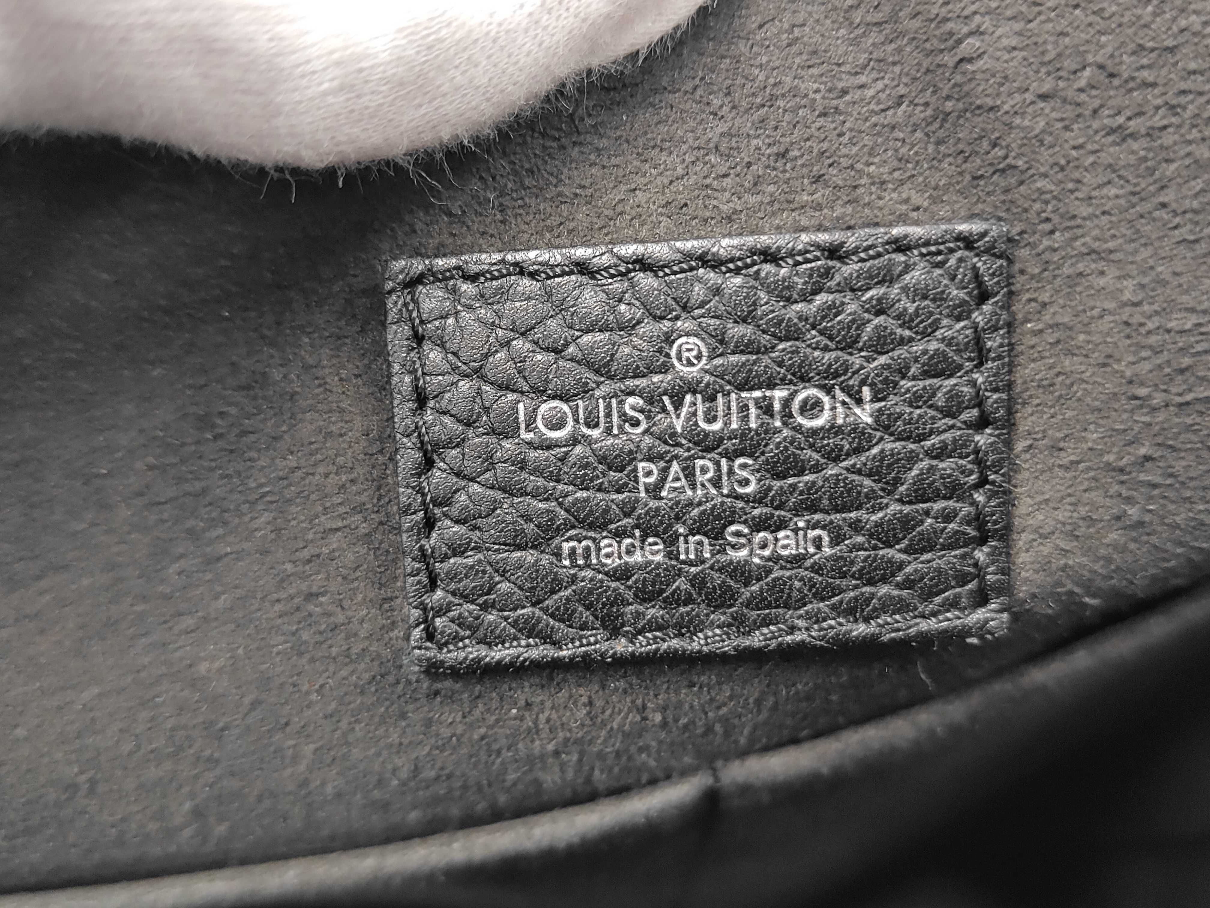 Noir Black Taurillon Leather Armand Messenger PM Shoulder Bag — view 10