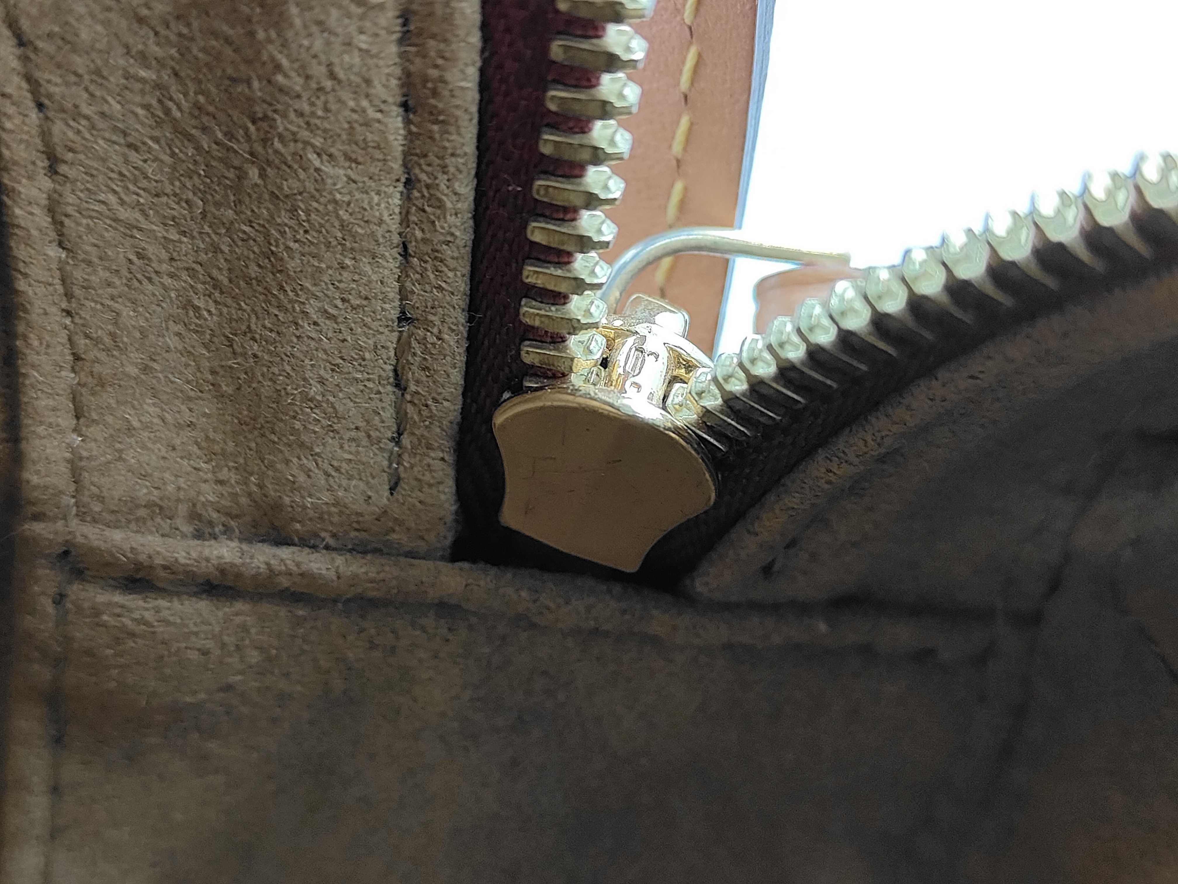 Monogram Louis Vuitton Monogram Boite Chapeau Souple PM Shoulder Bag — view 9
