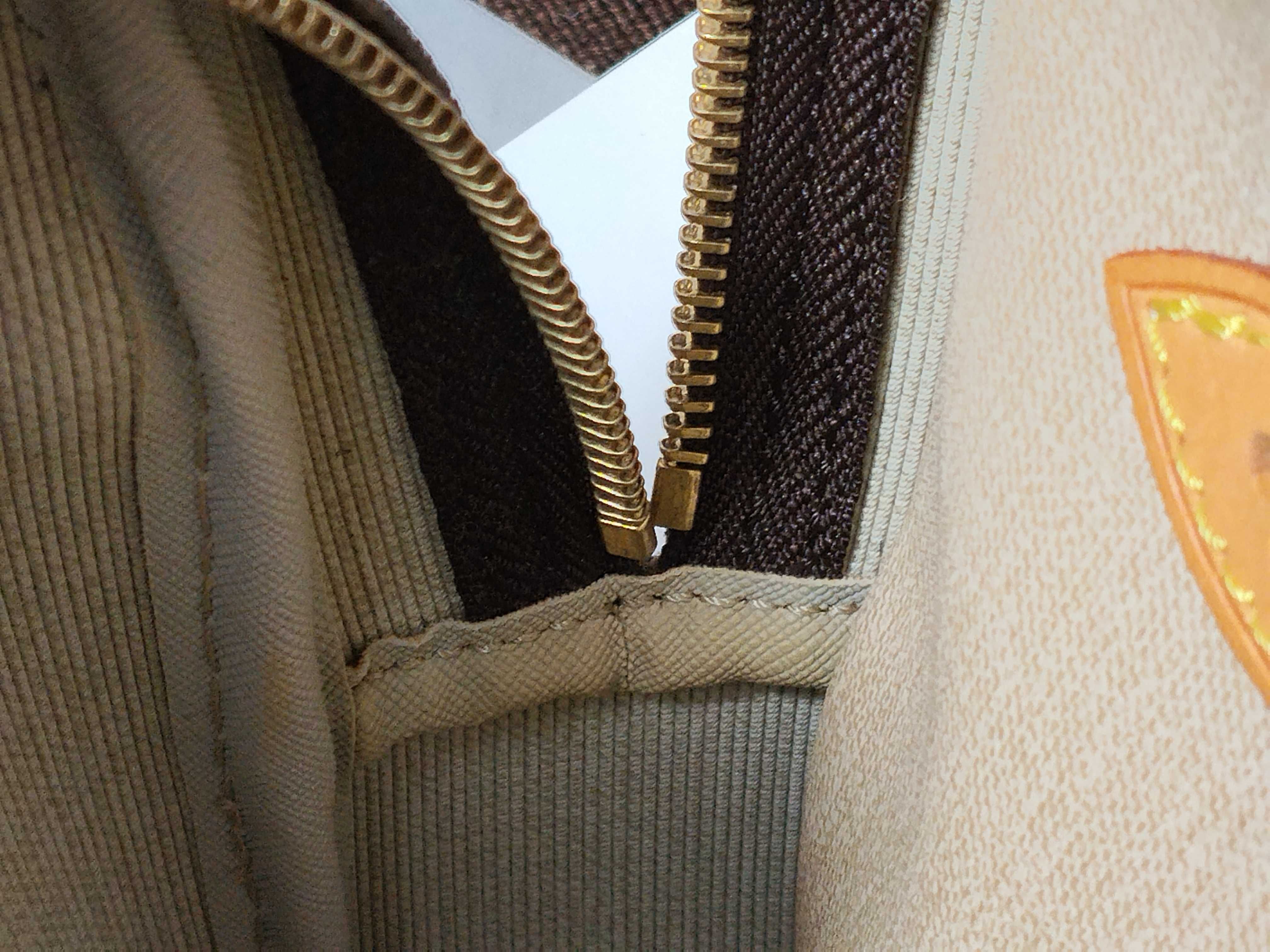 Monogram M45252 Reporter PM Shoulder Bag — view 9