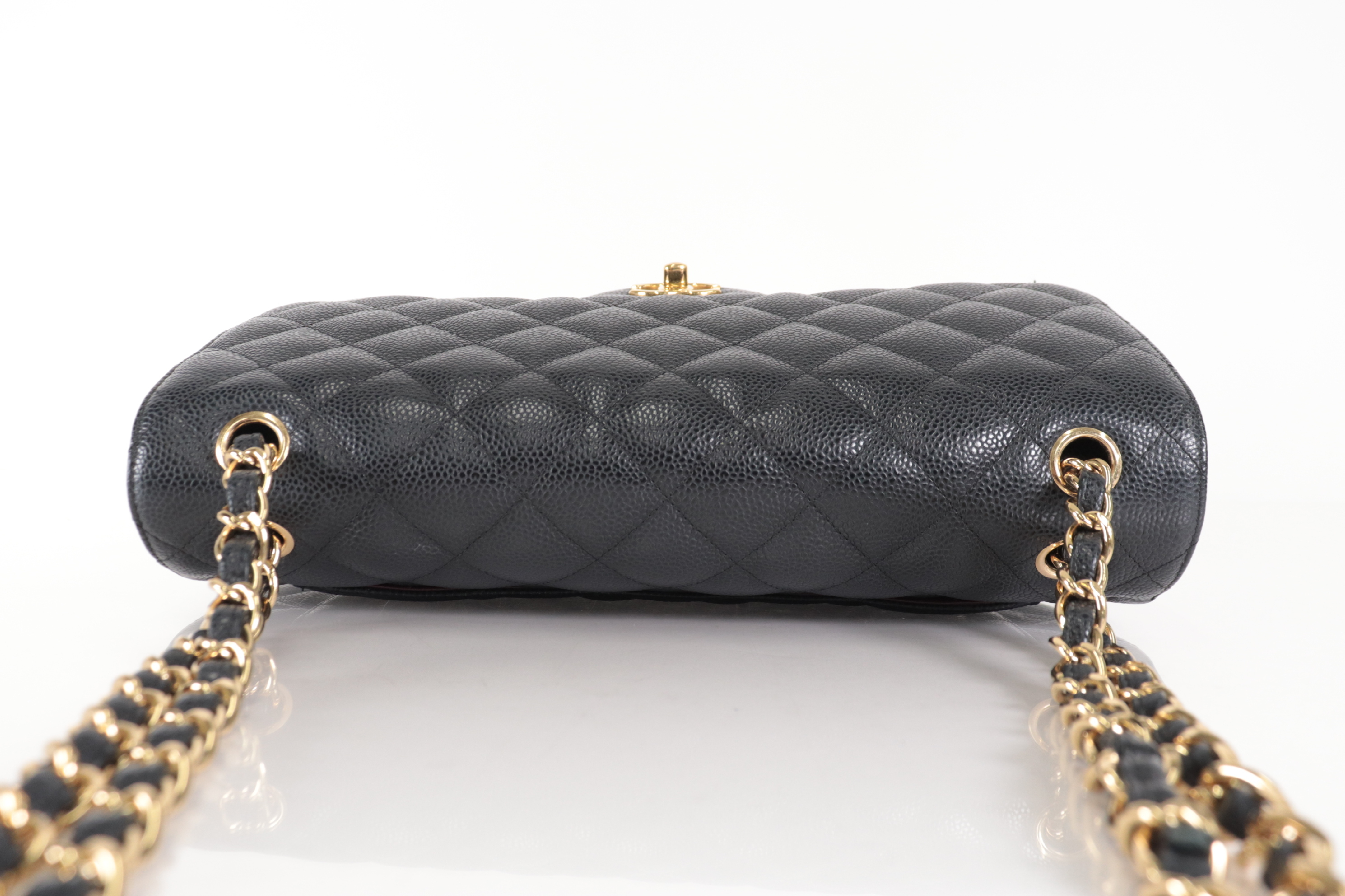 W-Flap 30 Caviar Chain Shoulder Bag (Serial Number 29) — view 5