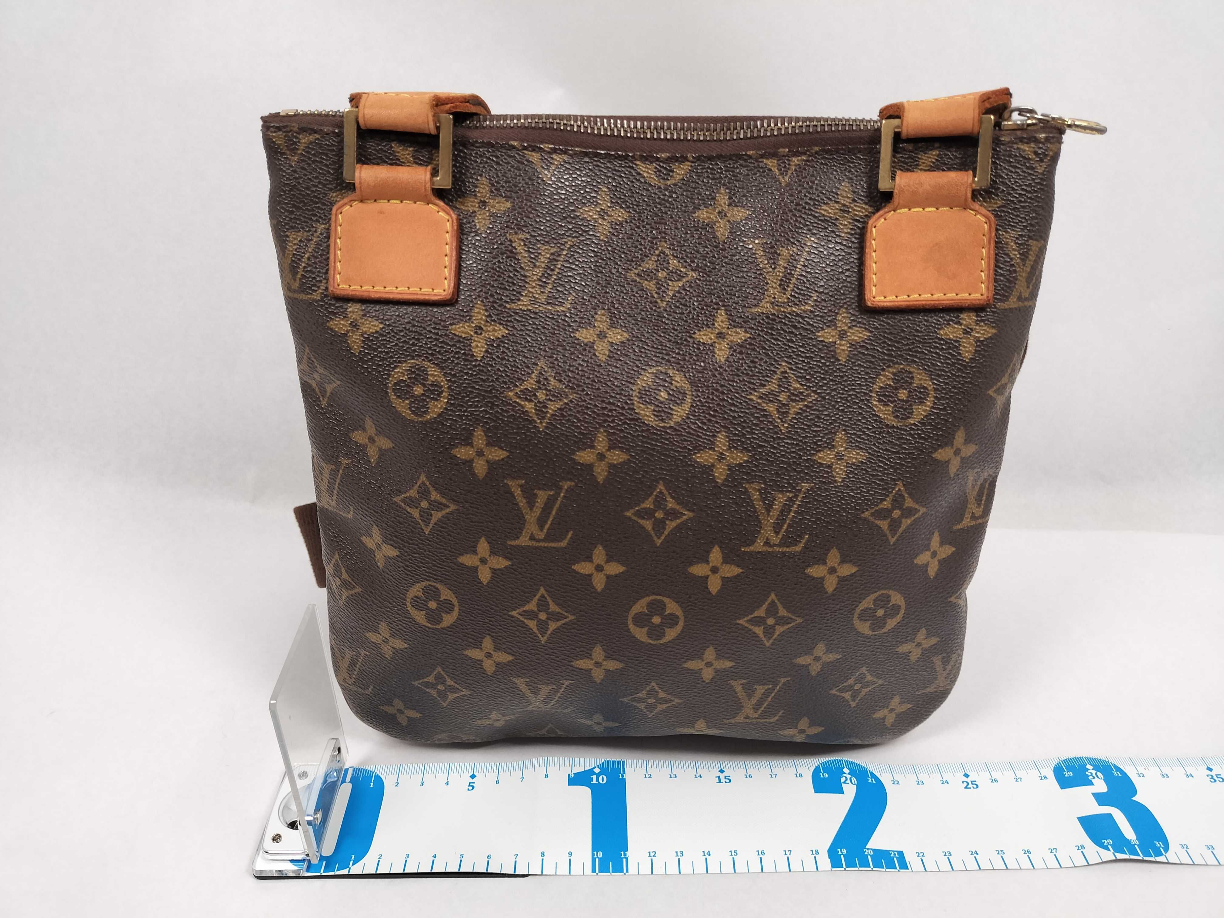 Monogram Louis Vuitton Brown Monogram M40044 Pochette Bosphore Shoulder Bag — view 2