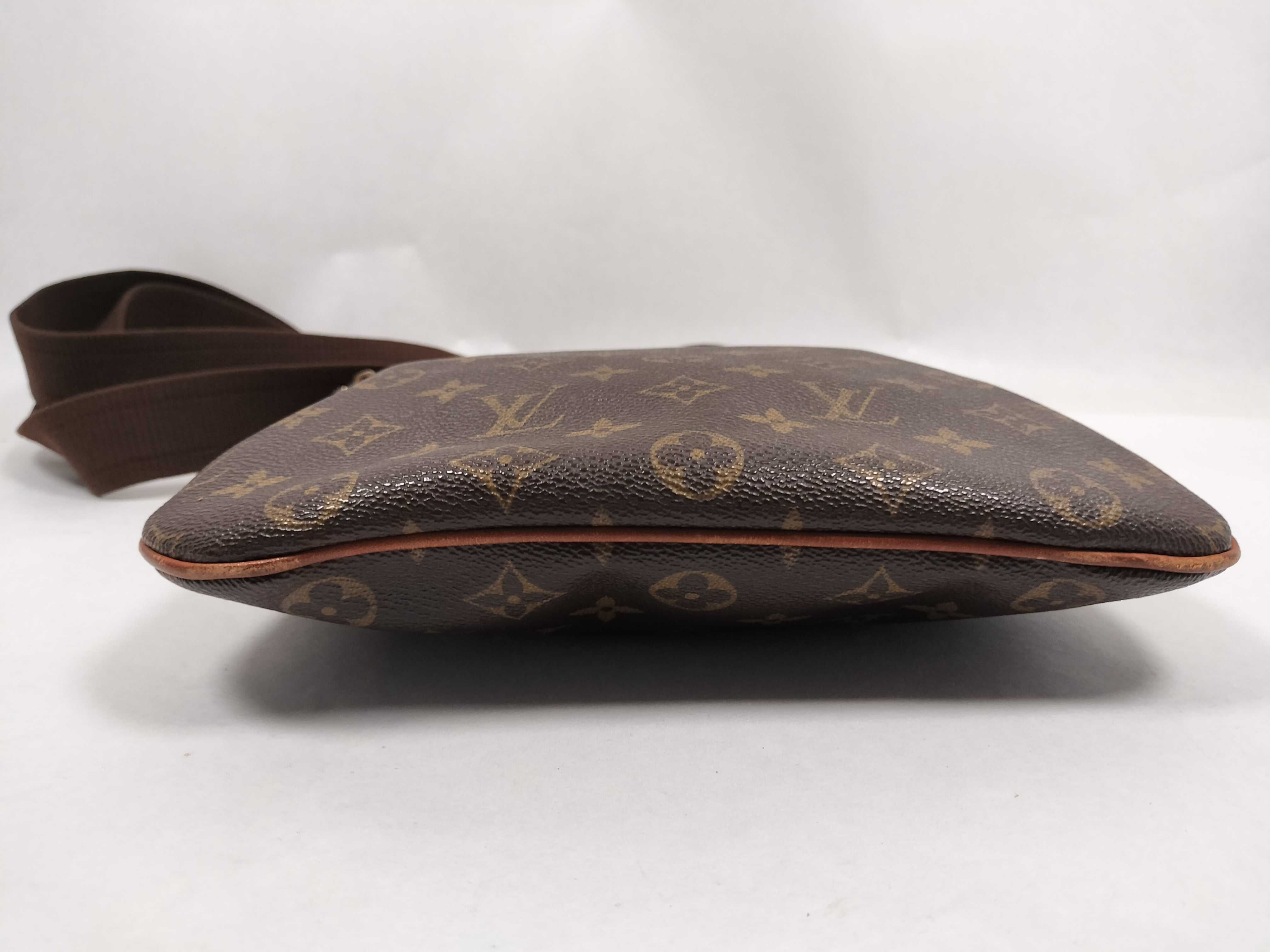 Monogram Louis Vuitton Brown Monogram M40044 Pochette Bosphore Shoulder Bag — view 7