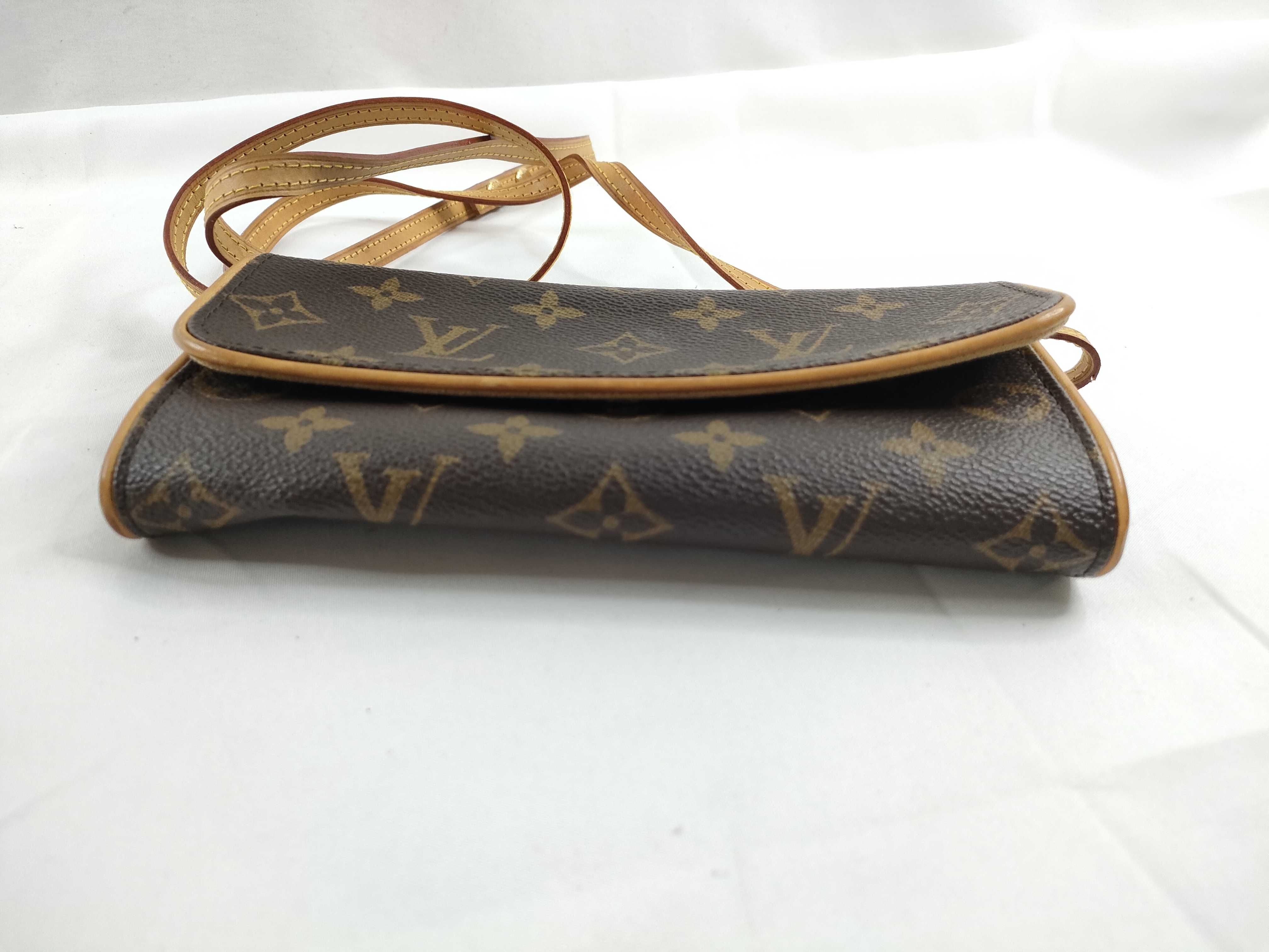 Monogram Pochette Twin PM M51854 — view 4