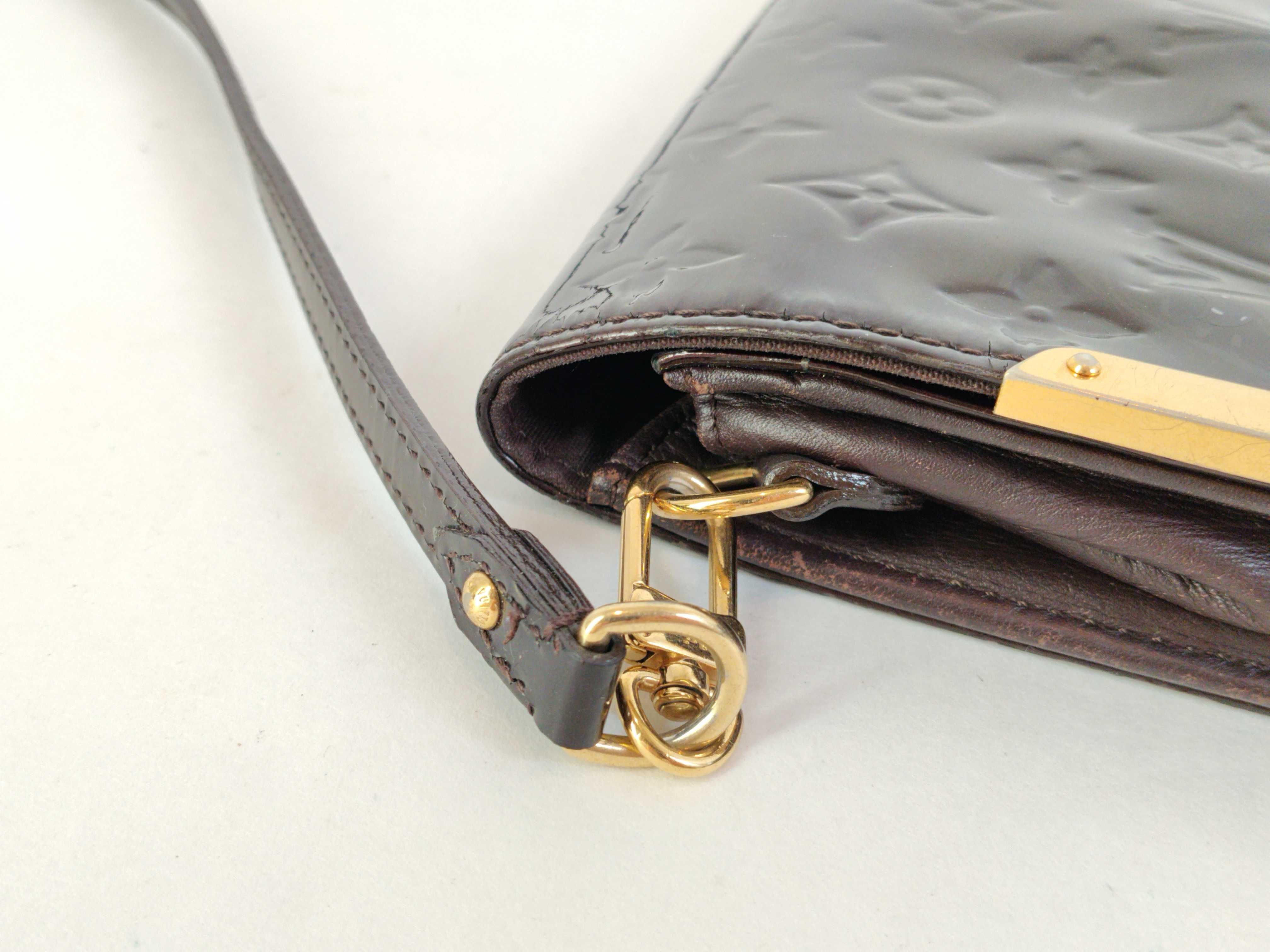 Vernis Louis Vuitton Vernis M91549 Rossmore MM Amarante 2-way Clutch Bag — view 5