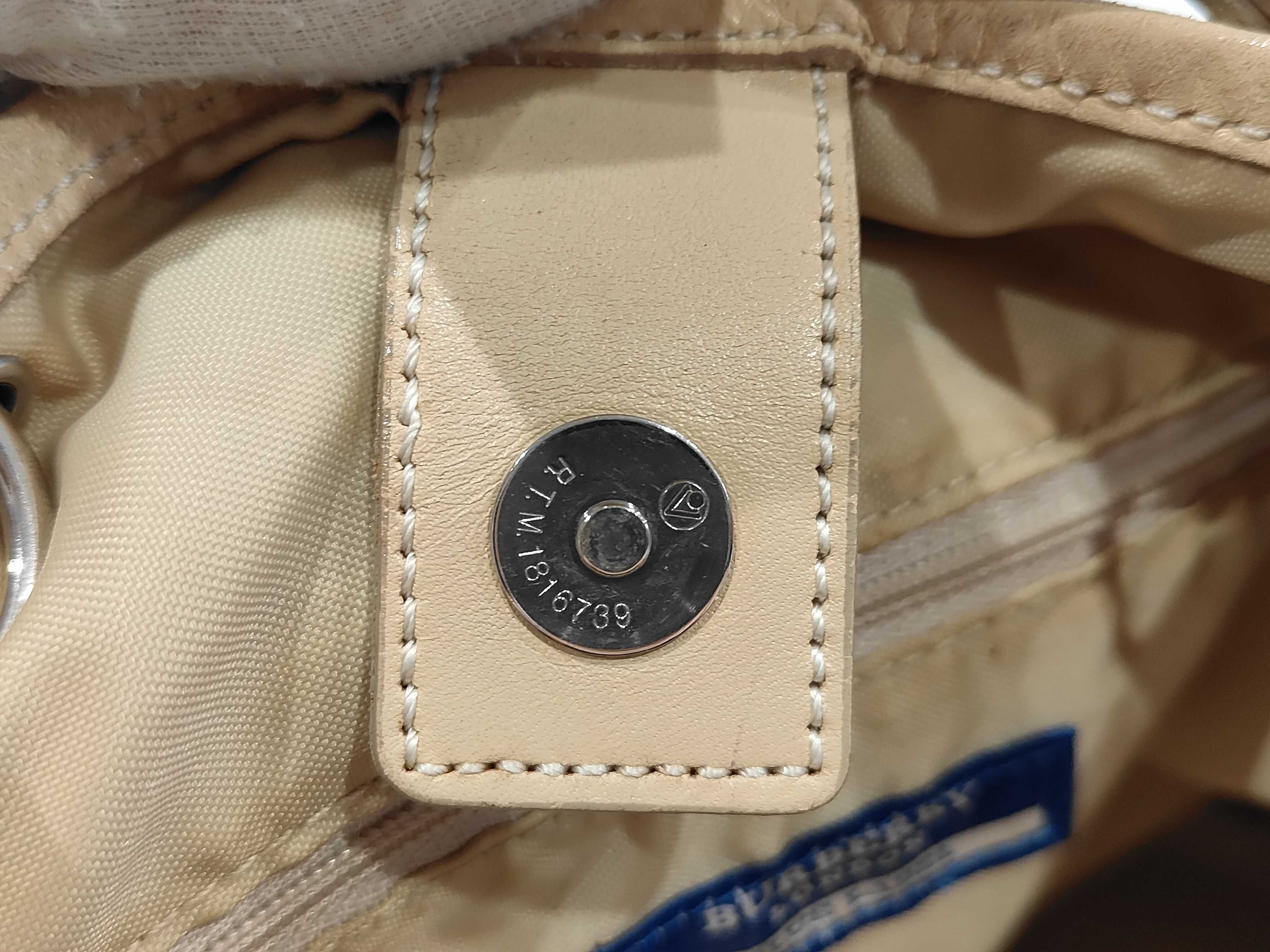 Blue Label Check Tote Bag — view 12