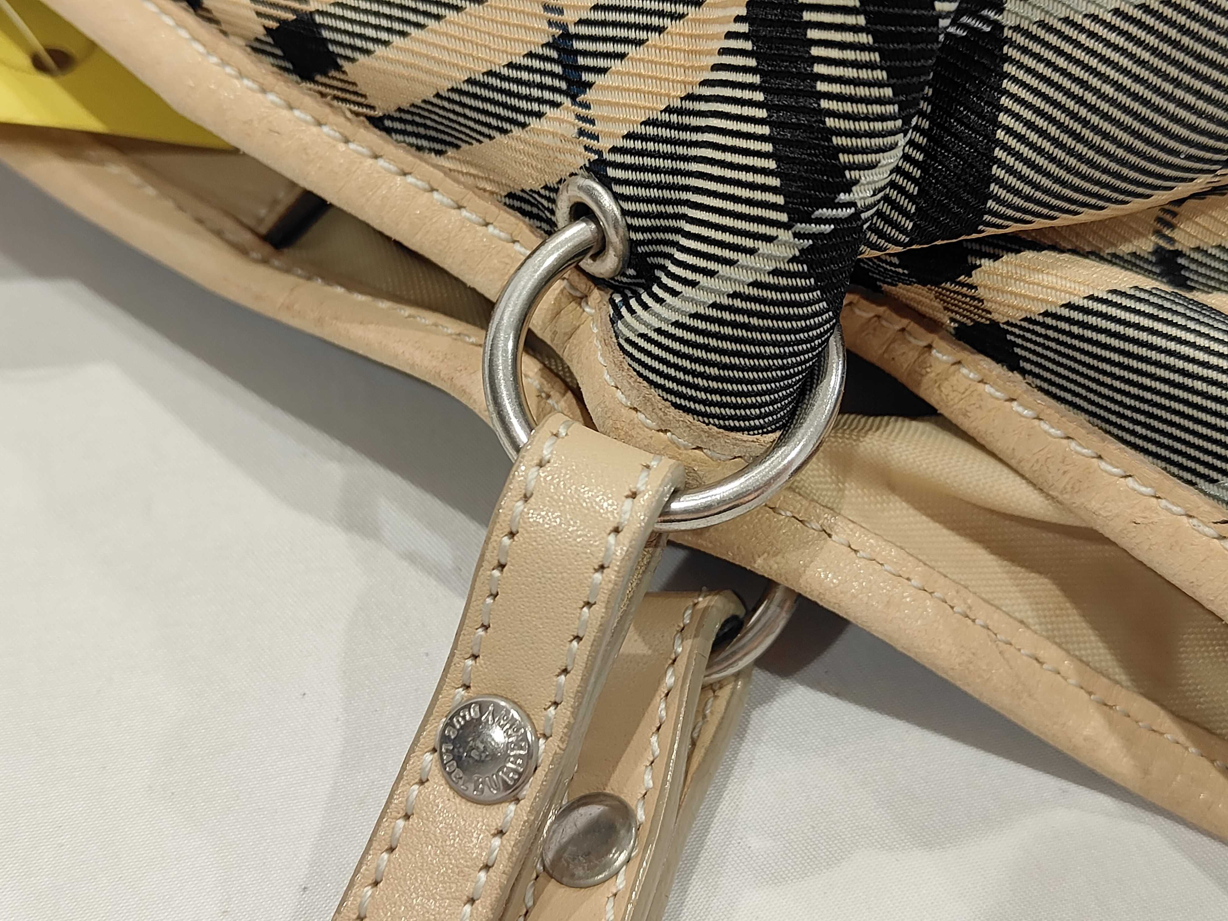 Blue Label Check Tote Bag — view 9