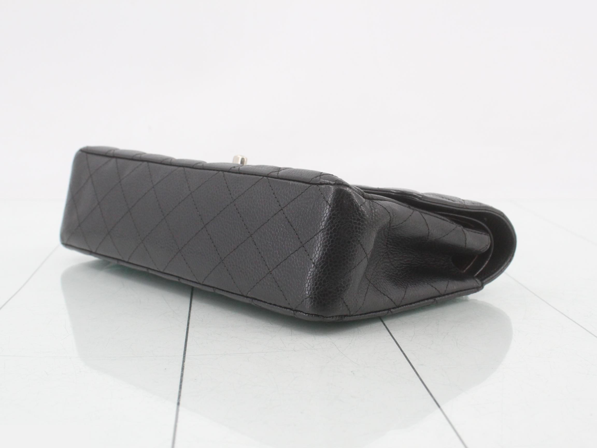 Double flap 25 caviar chain shoulder bag, serial number 17. — view 6