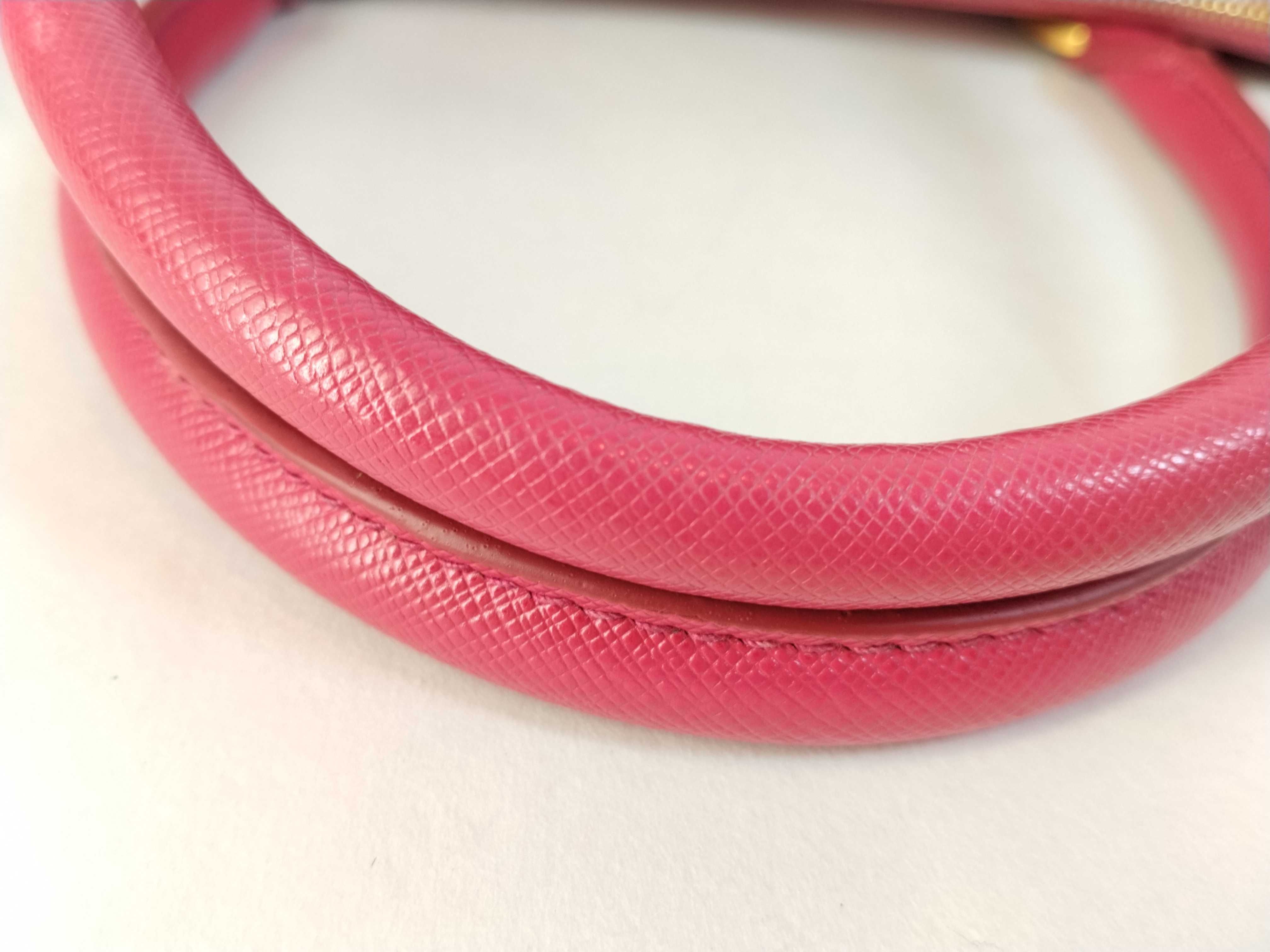 Saffiano Lux Tote Bag Pink Handbag — view 4