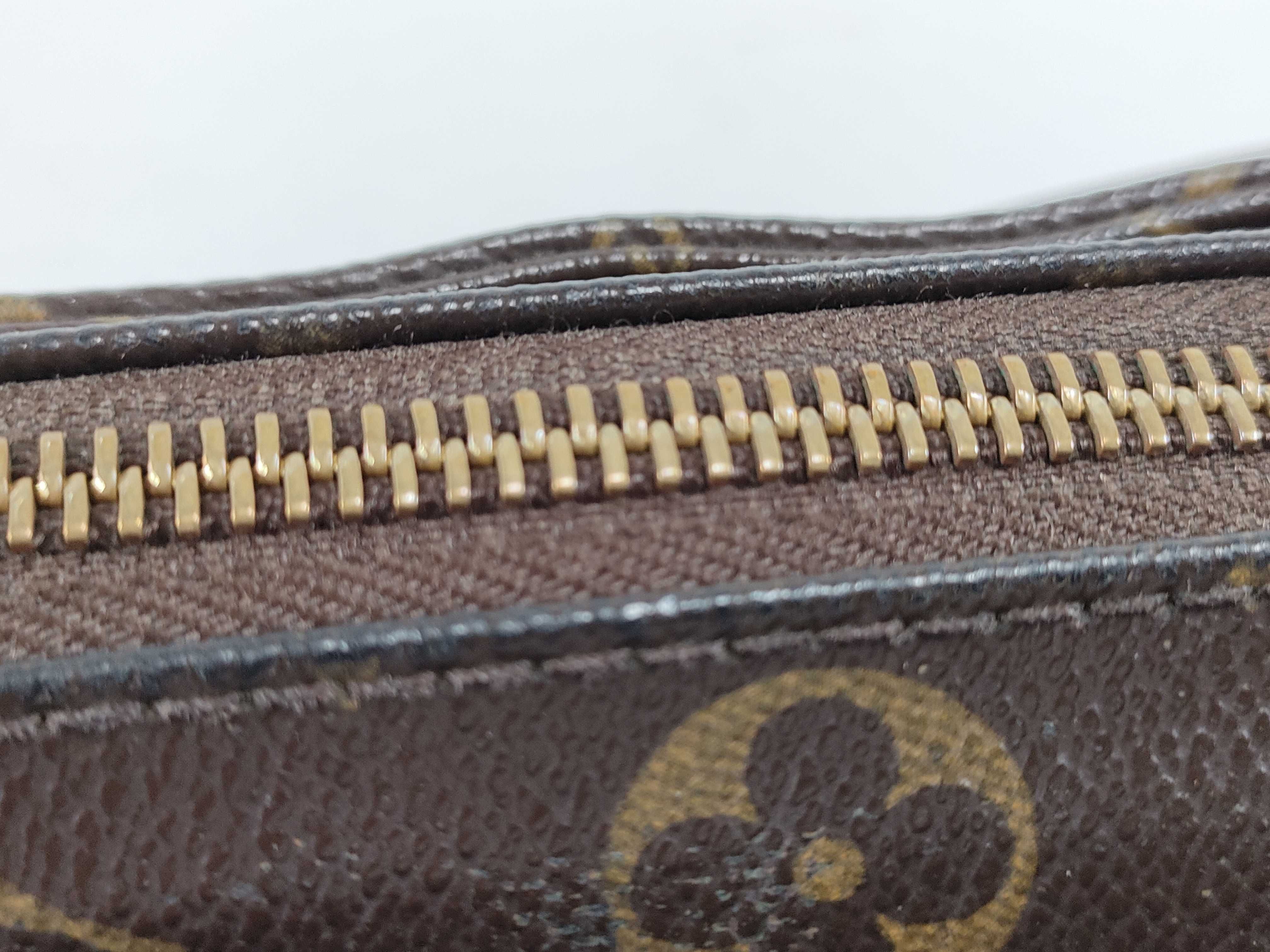 Monogram Louis Vuitton Vivacite MM Monogram M51164 Shoulder Bag — view 6