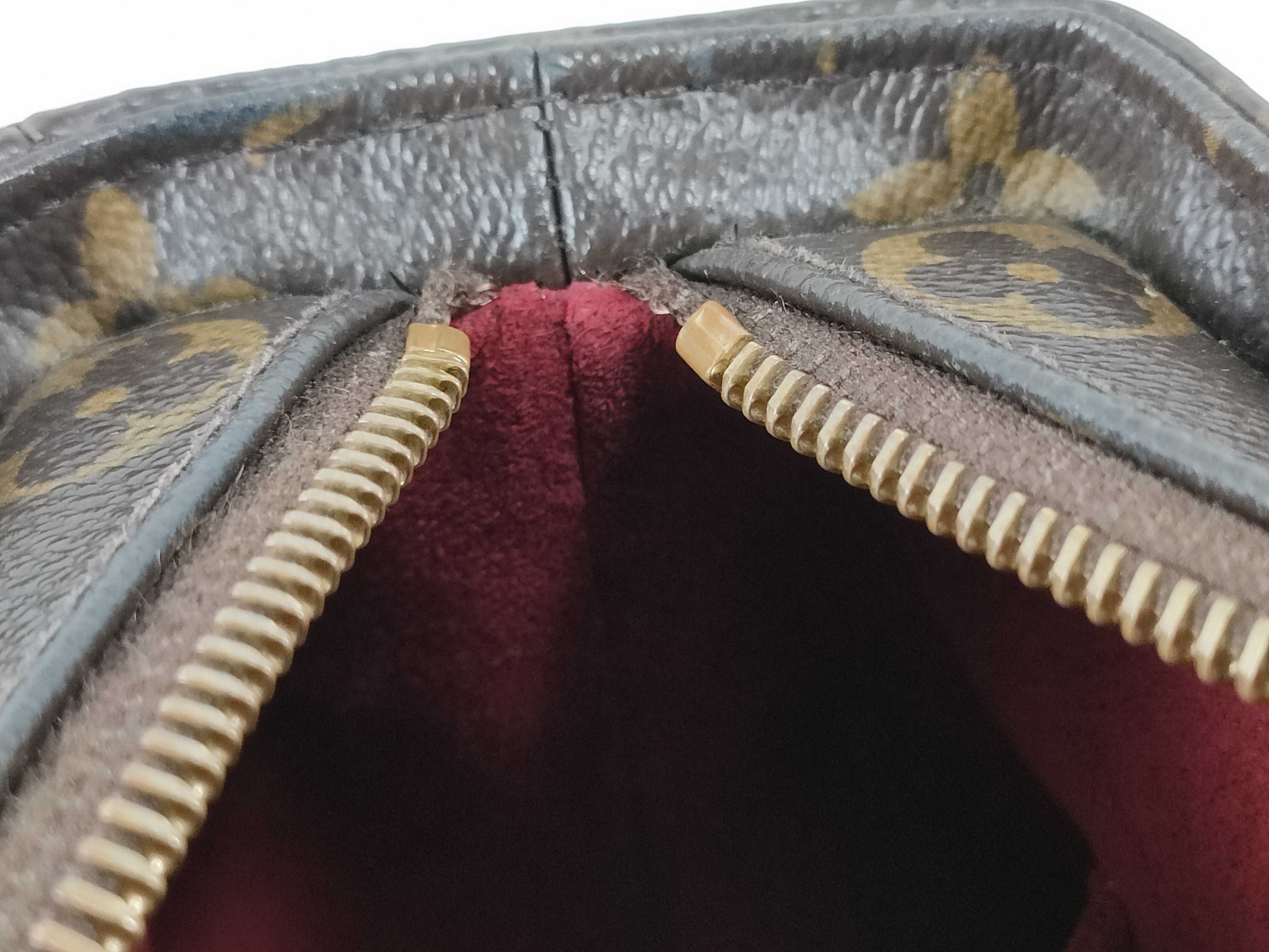 Monogram Louis Vuitton Vivacite MM Monogram M51164 Shoulder Bag — view 9