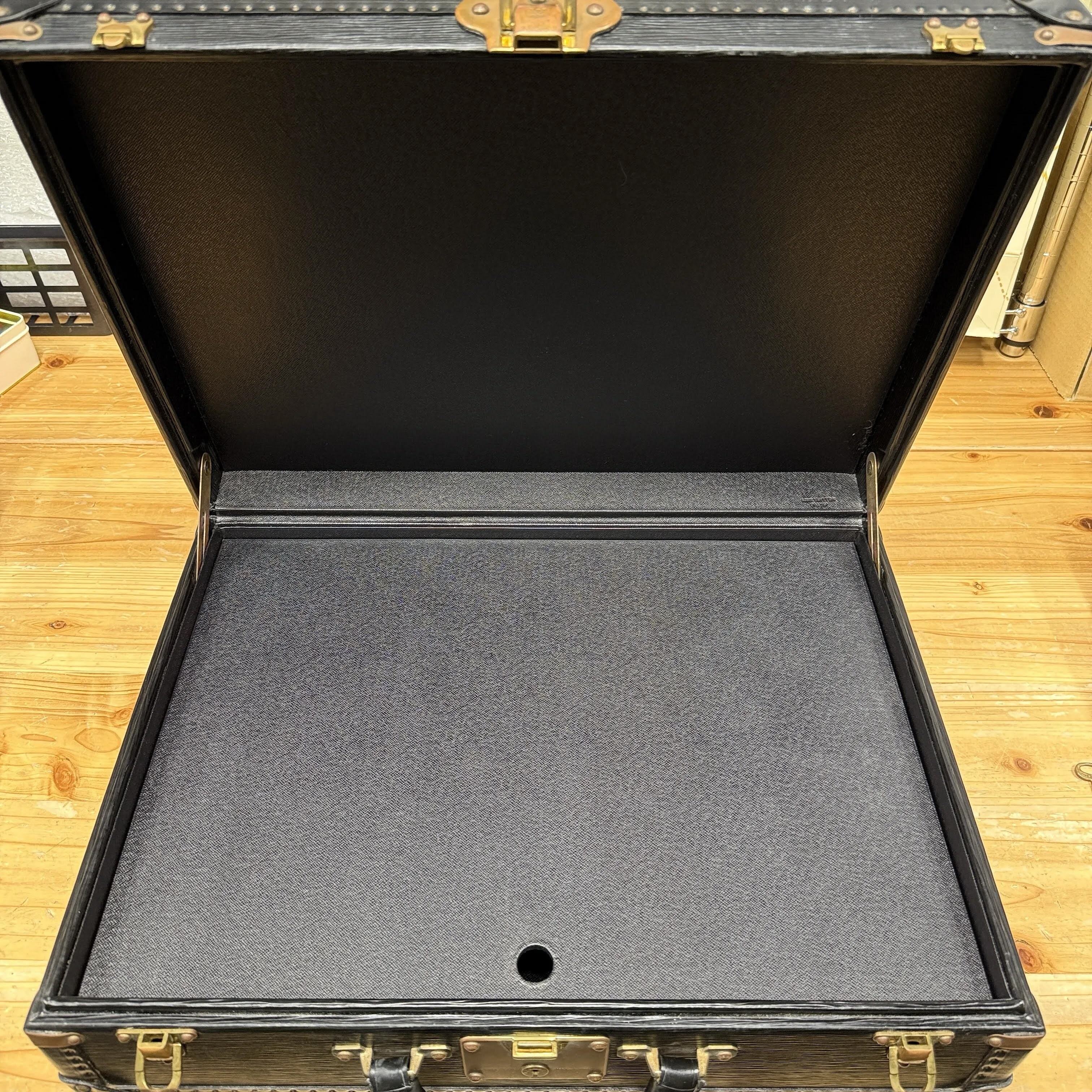 Epi Hard Trunk Bag — view 11
