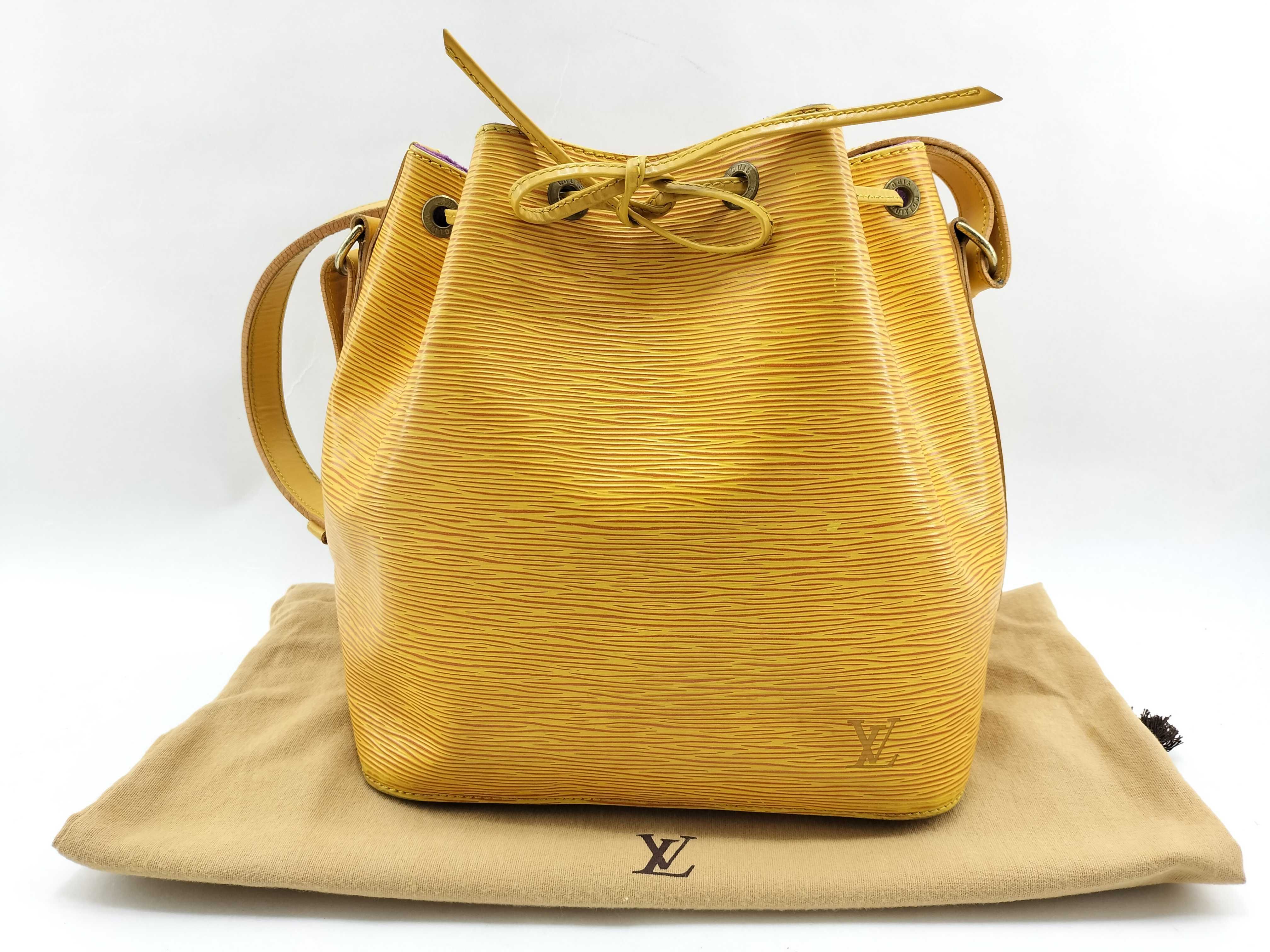 Epi Petit Noé M44109 Shoulder Bag