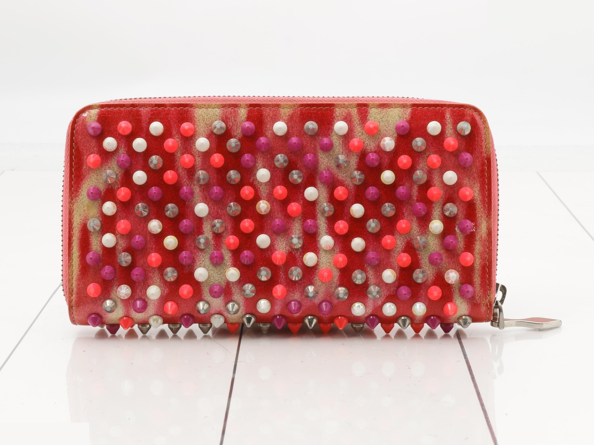 Other lines: Bags and Wallets — view 2