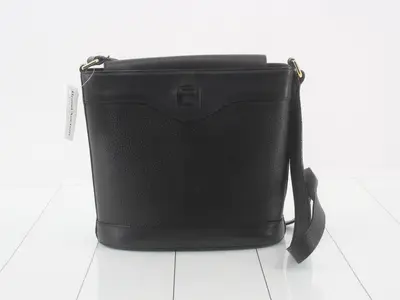 Leather shoulder bag, black
