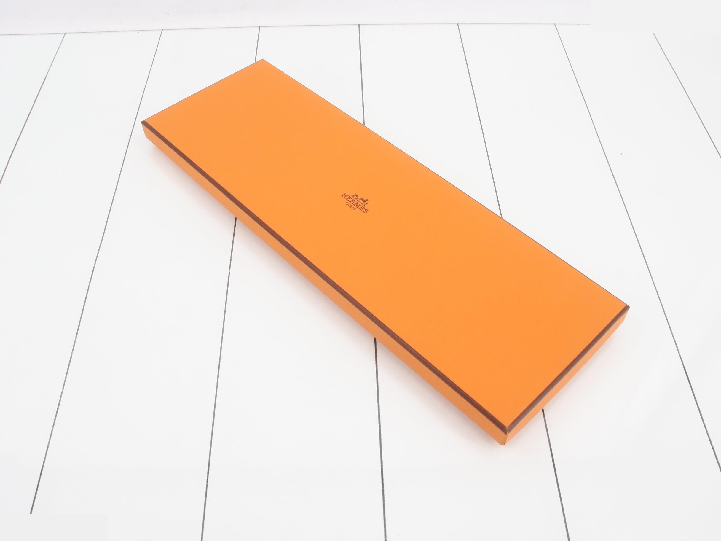 Necktie, with box — view 4