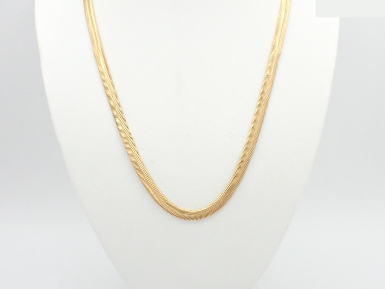 Long necklace; neck circumference approximately 78 cm