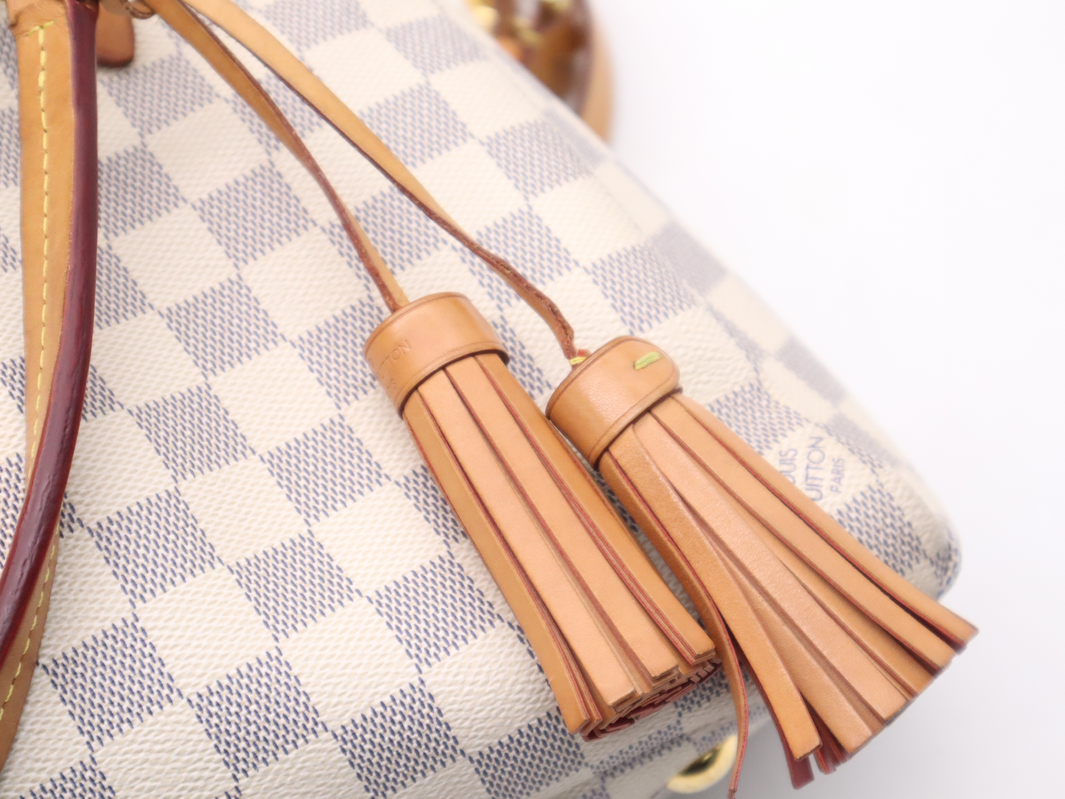 N40022 Azur Limington Handbag with Shoulder Strap and Charm — view 15