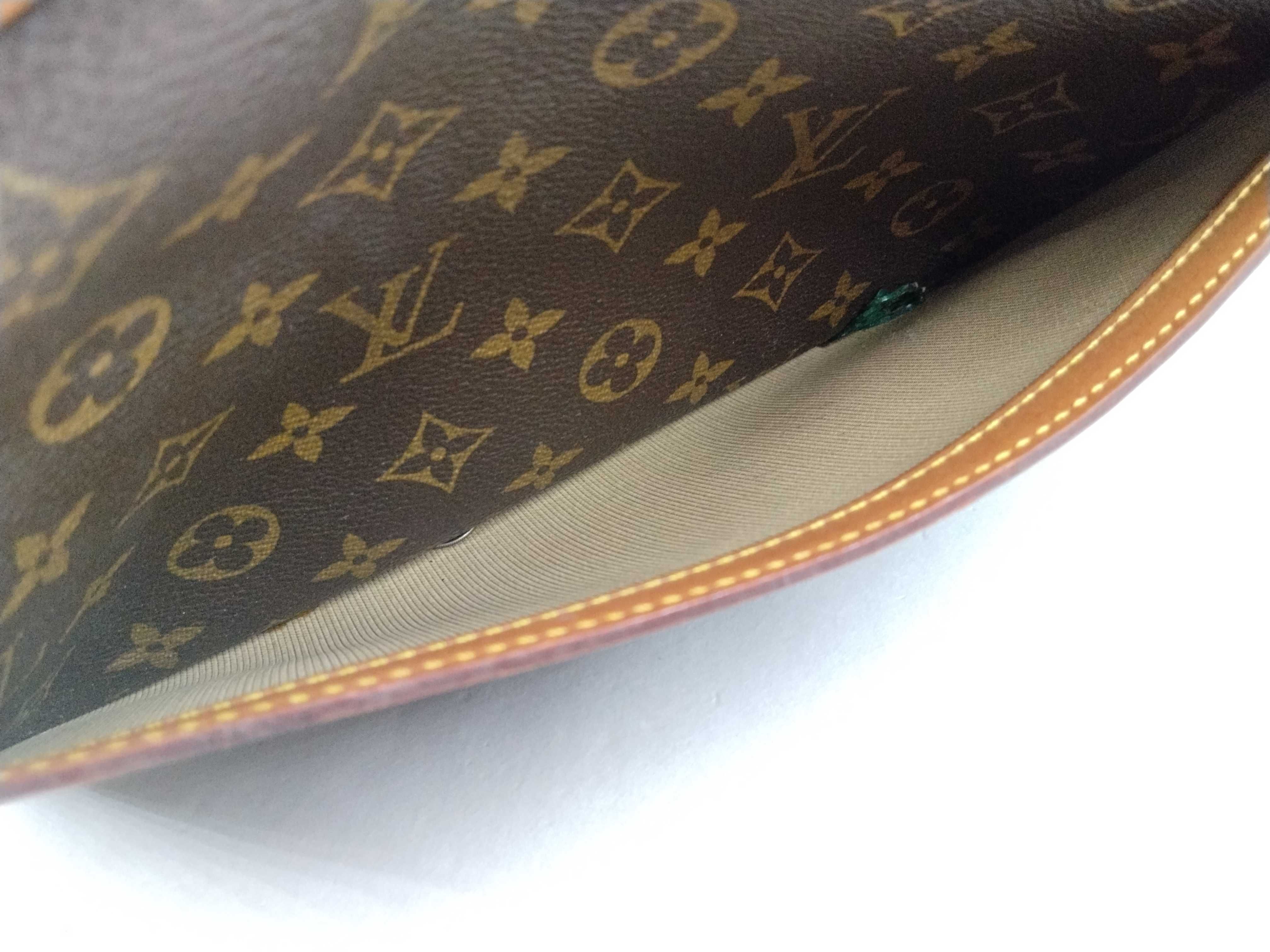Monogram M45254 Reporter PM Shoulder Bag — view 15
