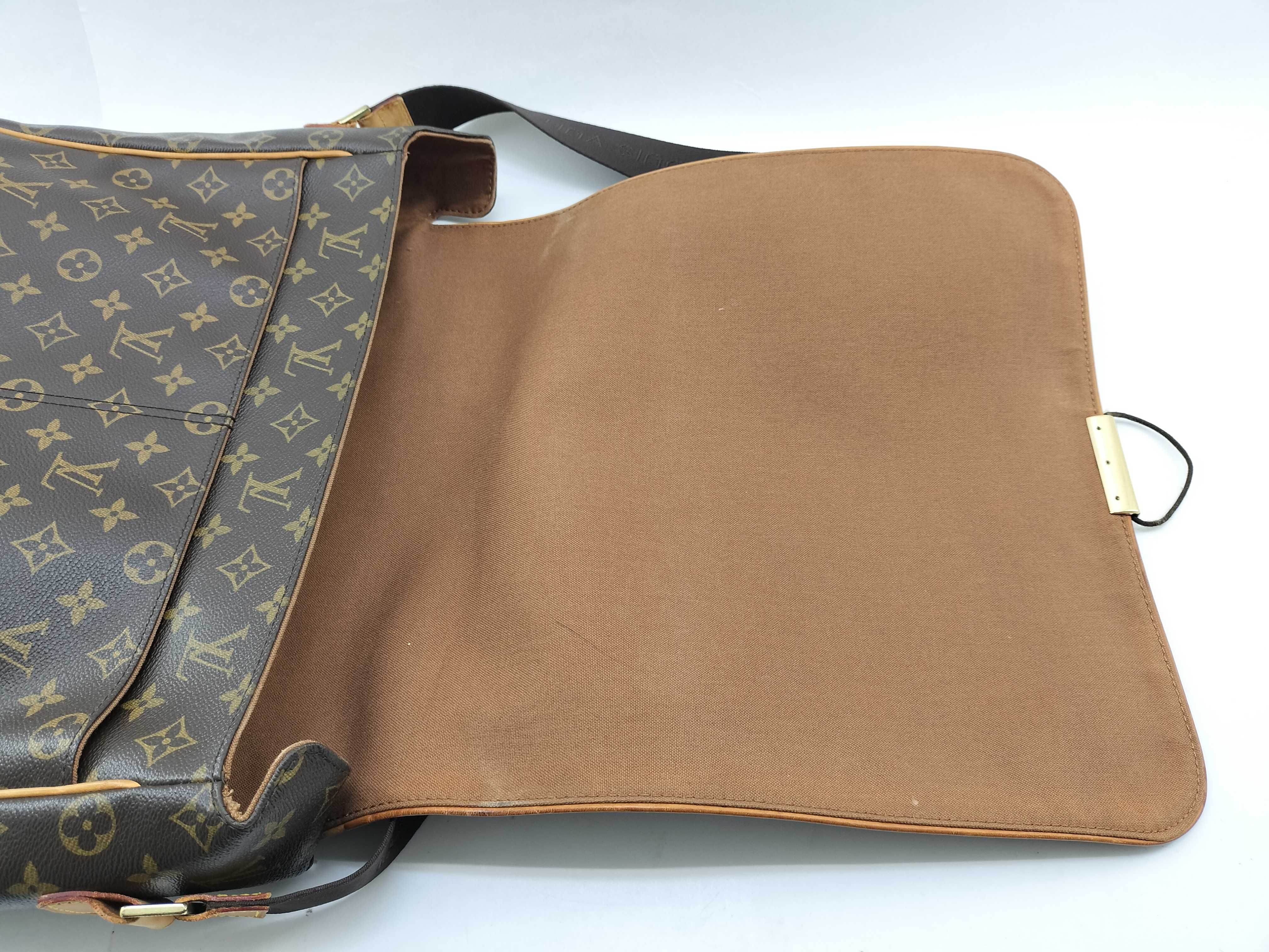 Monogram Abbesses M45257 CA0026 Shoulder Bag — view 10