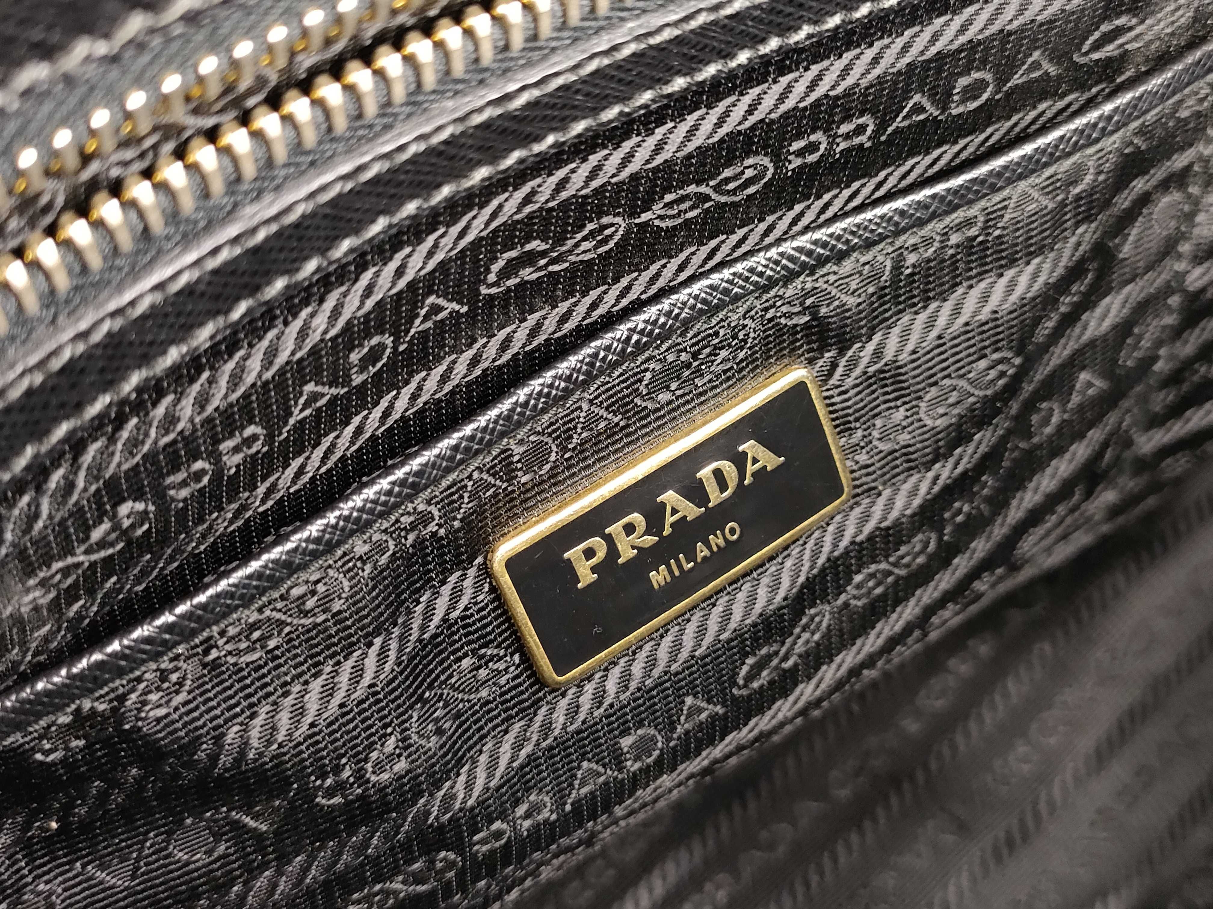 ID- Saffiano Lux Galeria Leather 2-Way Handbag Black BN2274 with strap and handbag — view 12
