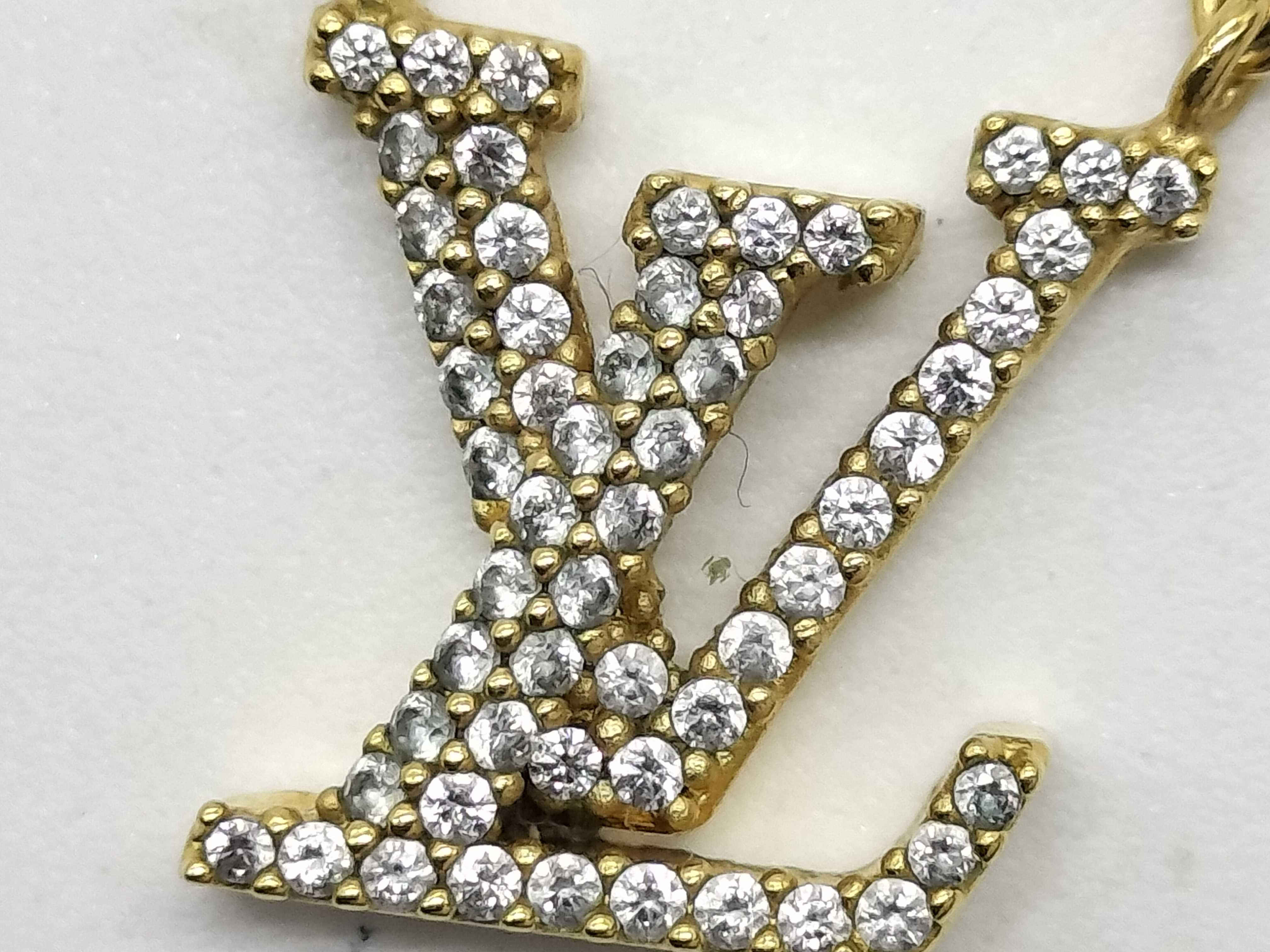 Collier LV Iconic Necklace M00596 (2024 model) — view 2