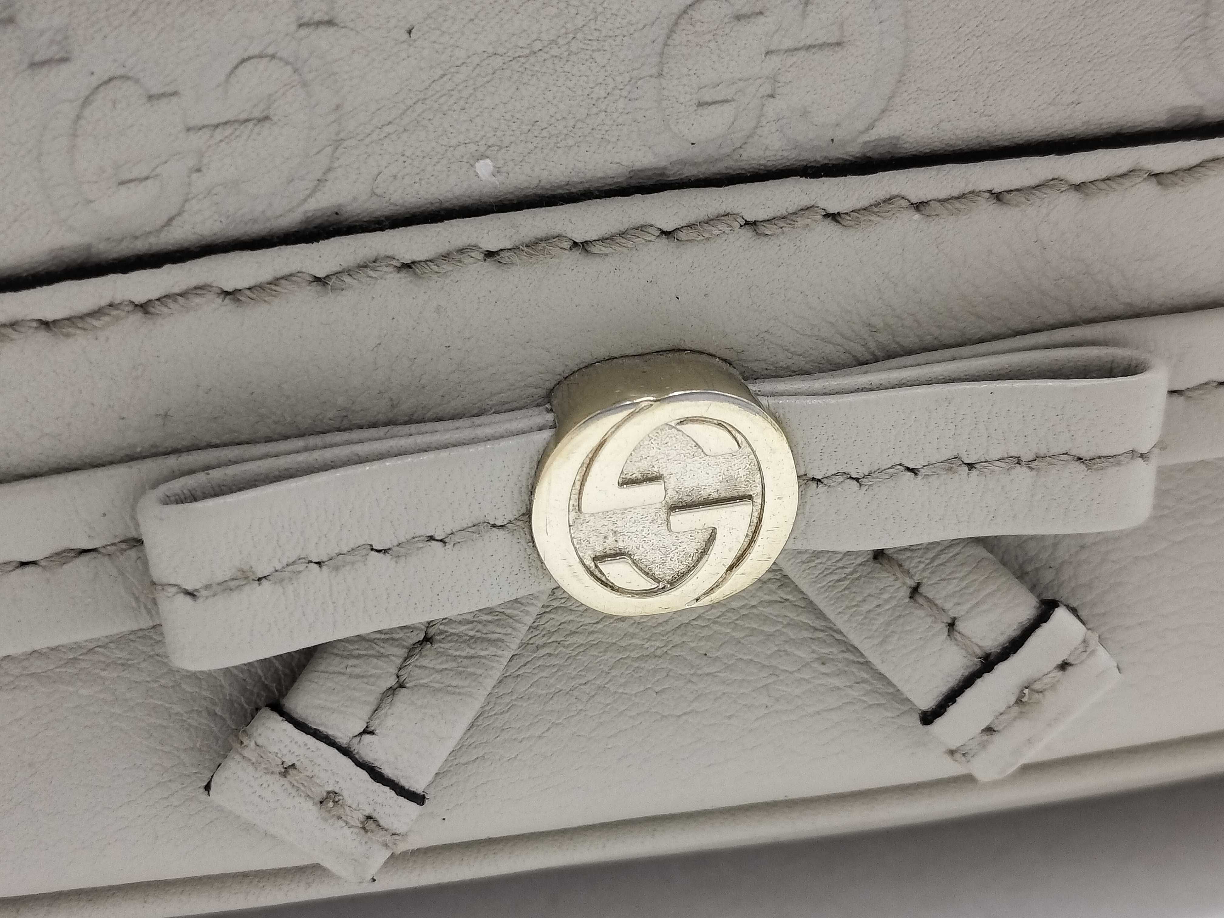 Guccissima White Leather Bow Underarm Bag Handbag — view 15