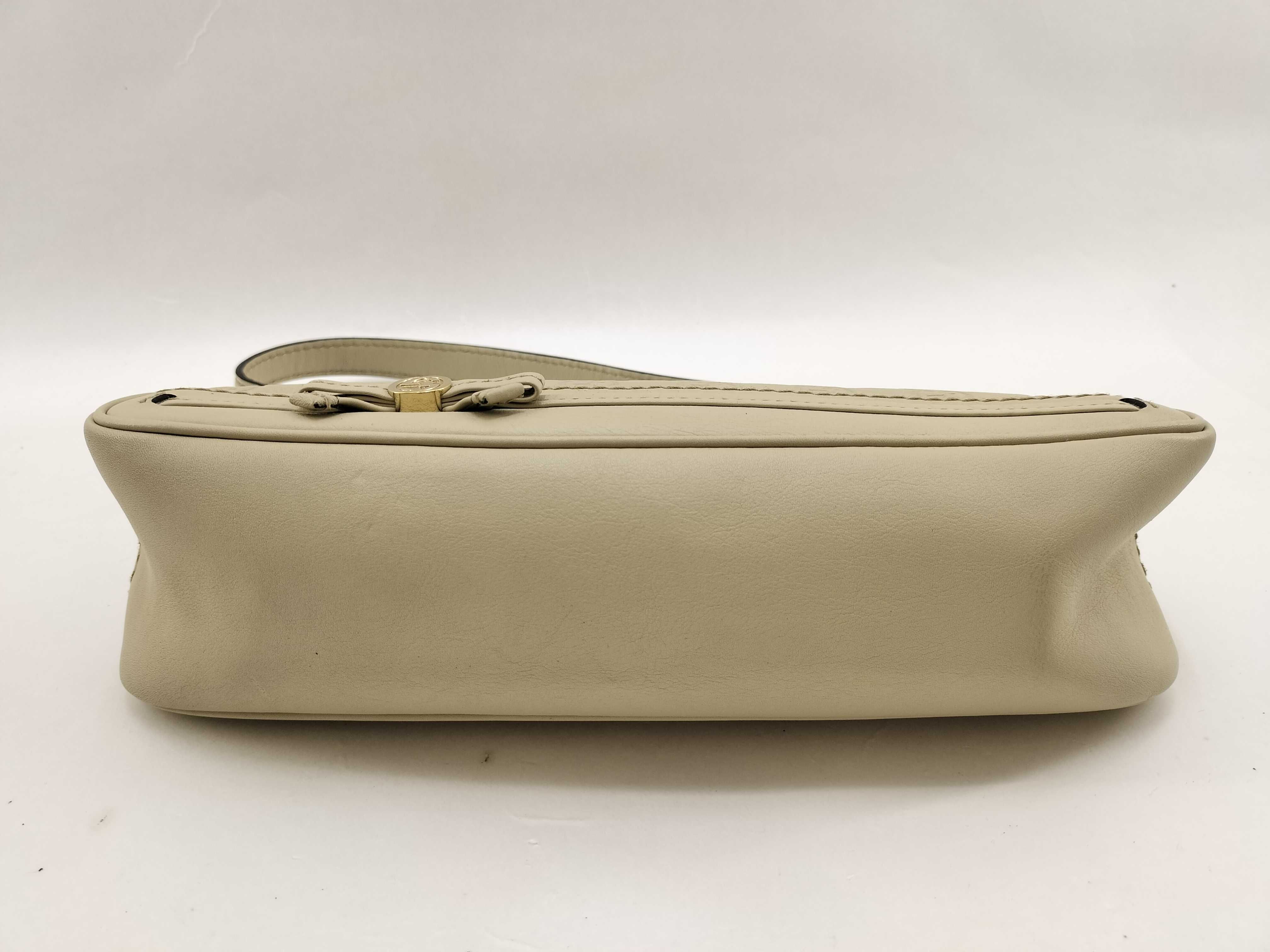 Guccissima White Leather Bow Underarm Bag Handbag — view 3