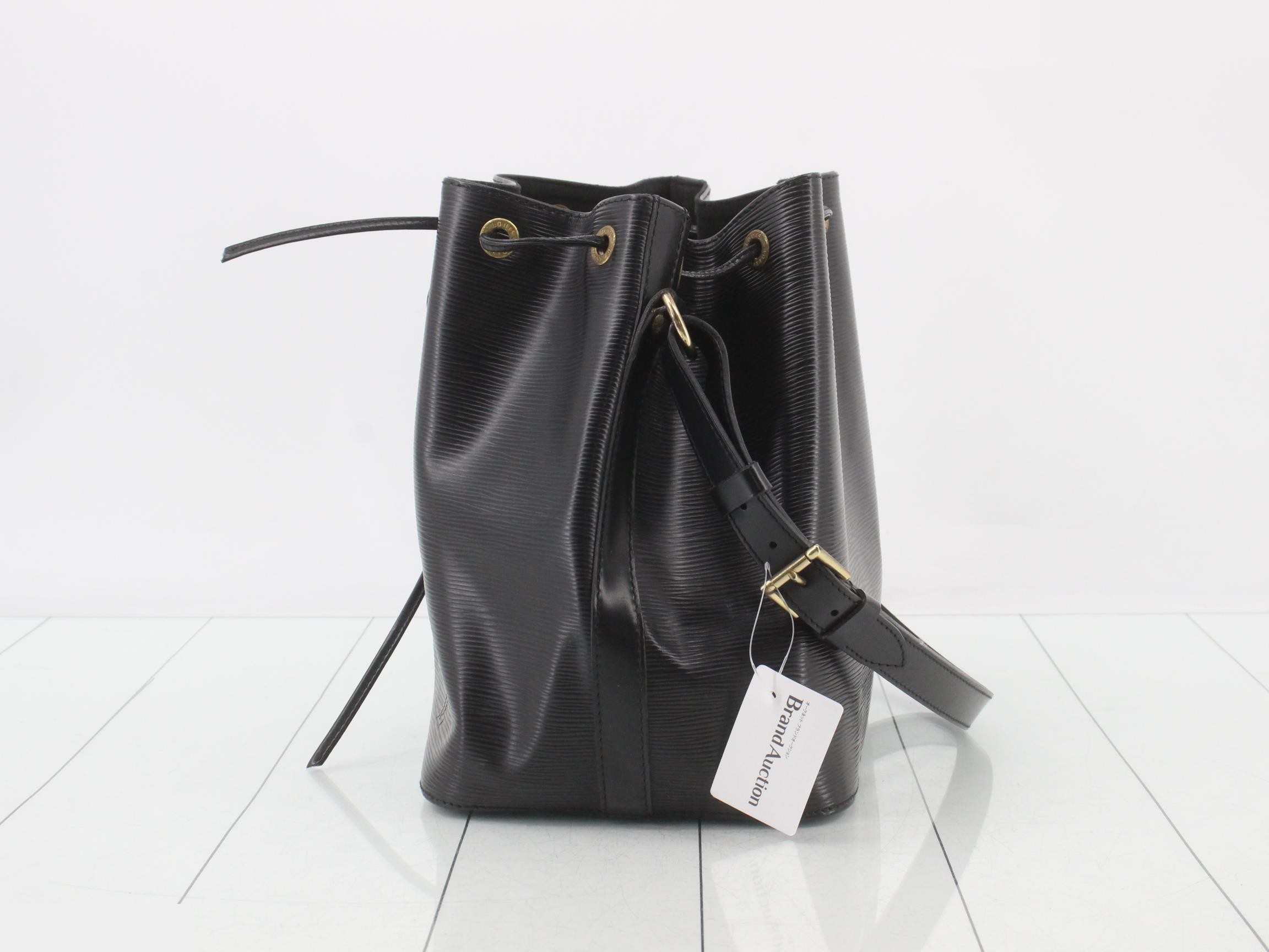 Noe Epi Shoulder Bag — view 3