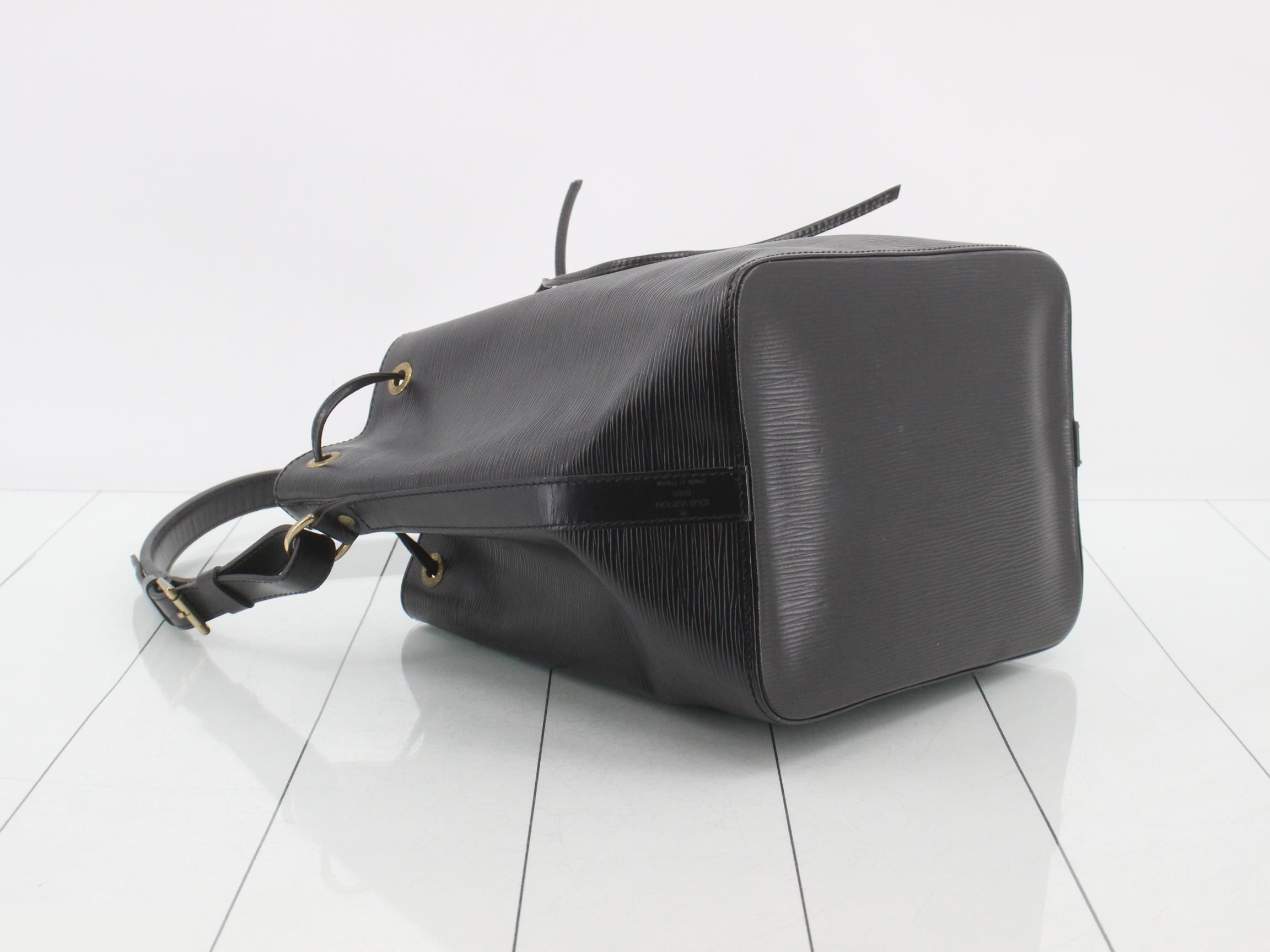 Noe Epi Shoulder Bag — view 5