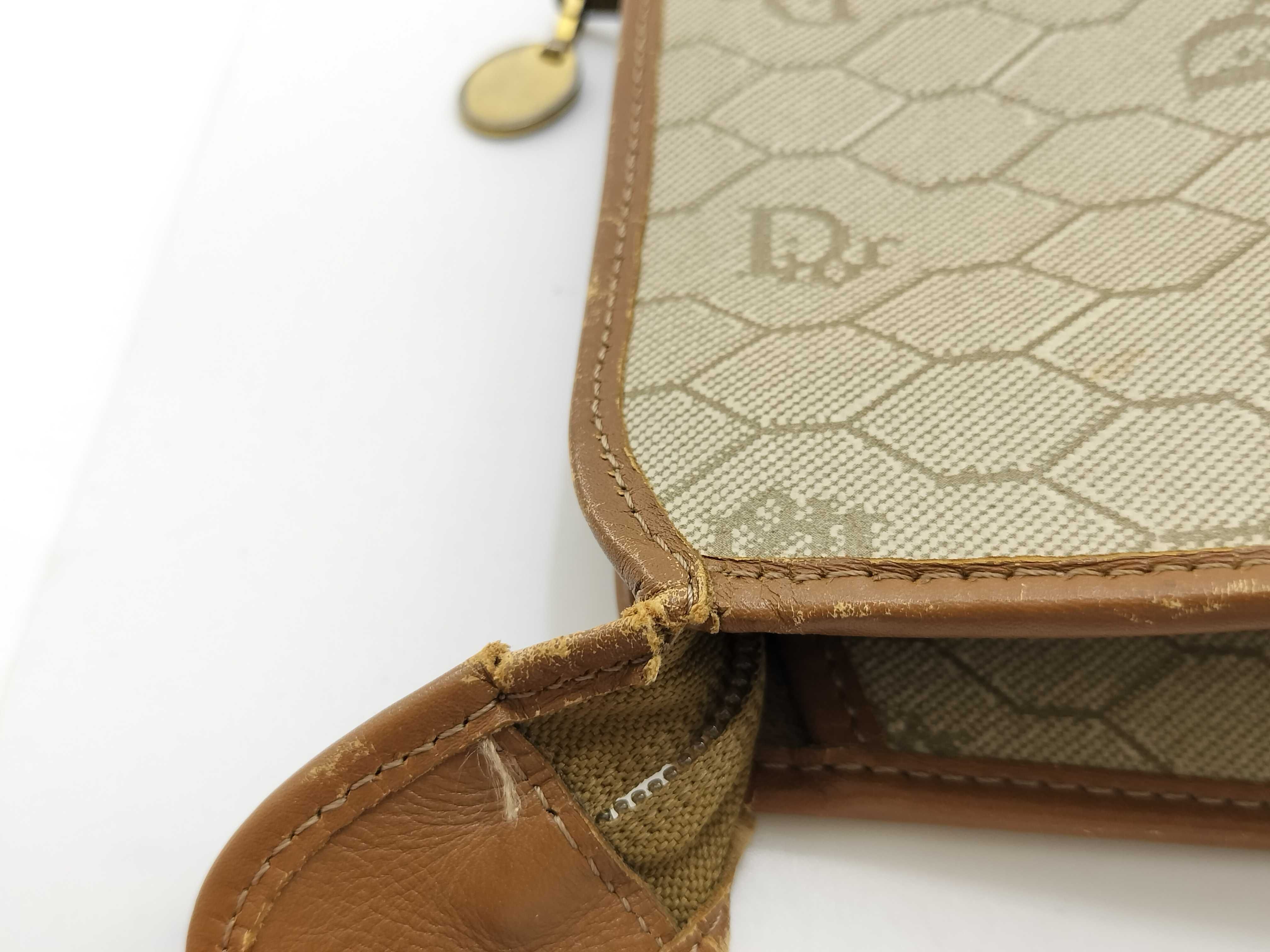Honeycomb Clutch Bag, Beige — view 11