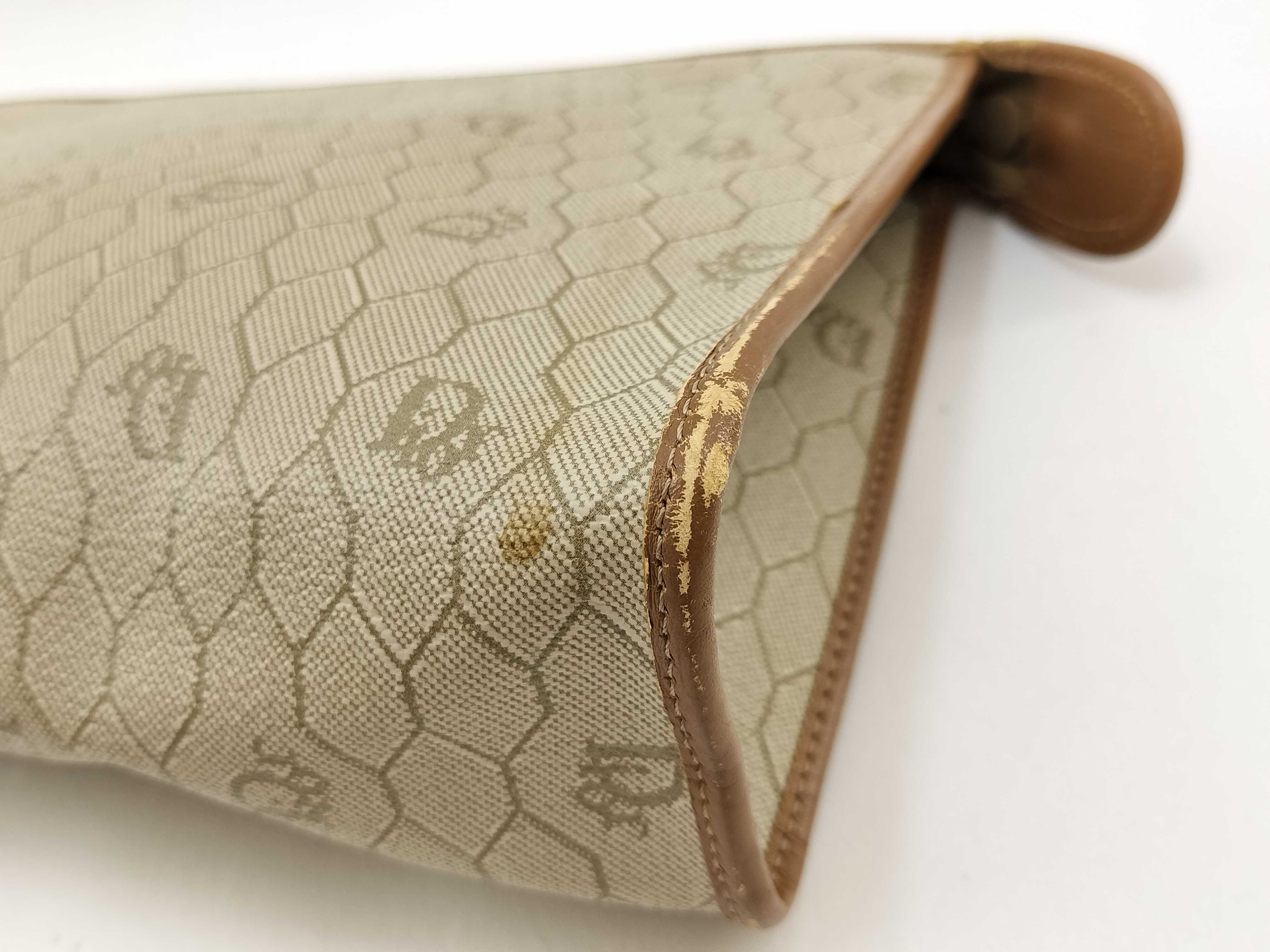 Honeycomb Clutch Bag, Beige — view 5