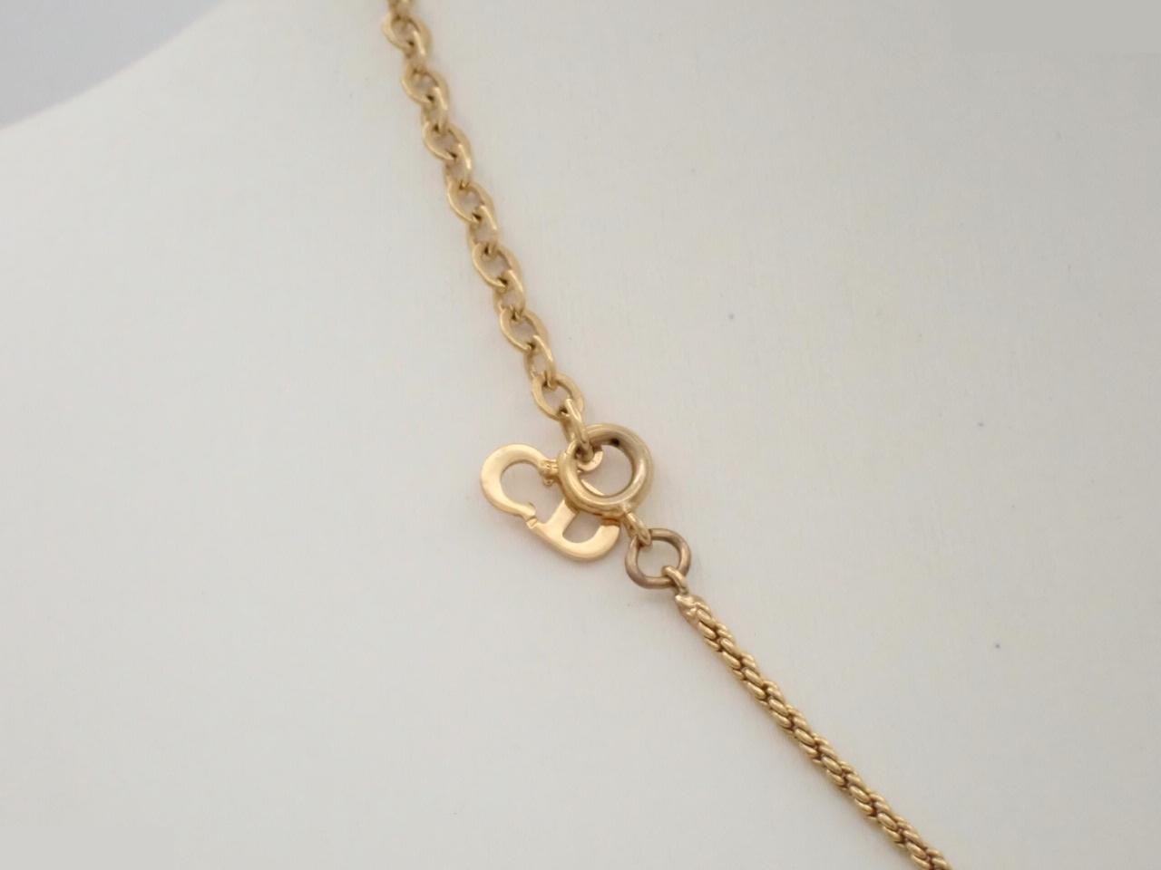 necklace — view 2