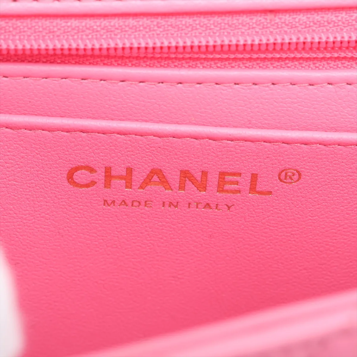 [Individually packaged] Chanel Matelassé Lambskin 2-Way Handbag, Top Handle, Pink, Gold Hardware, GX4TU58C, Random Plate — view 11