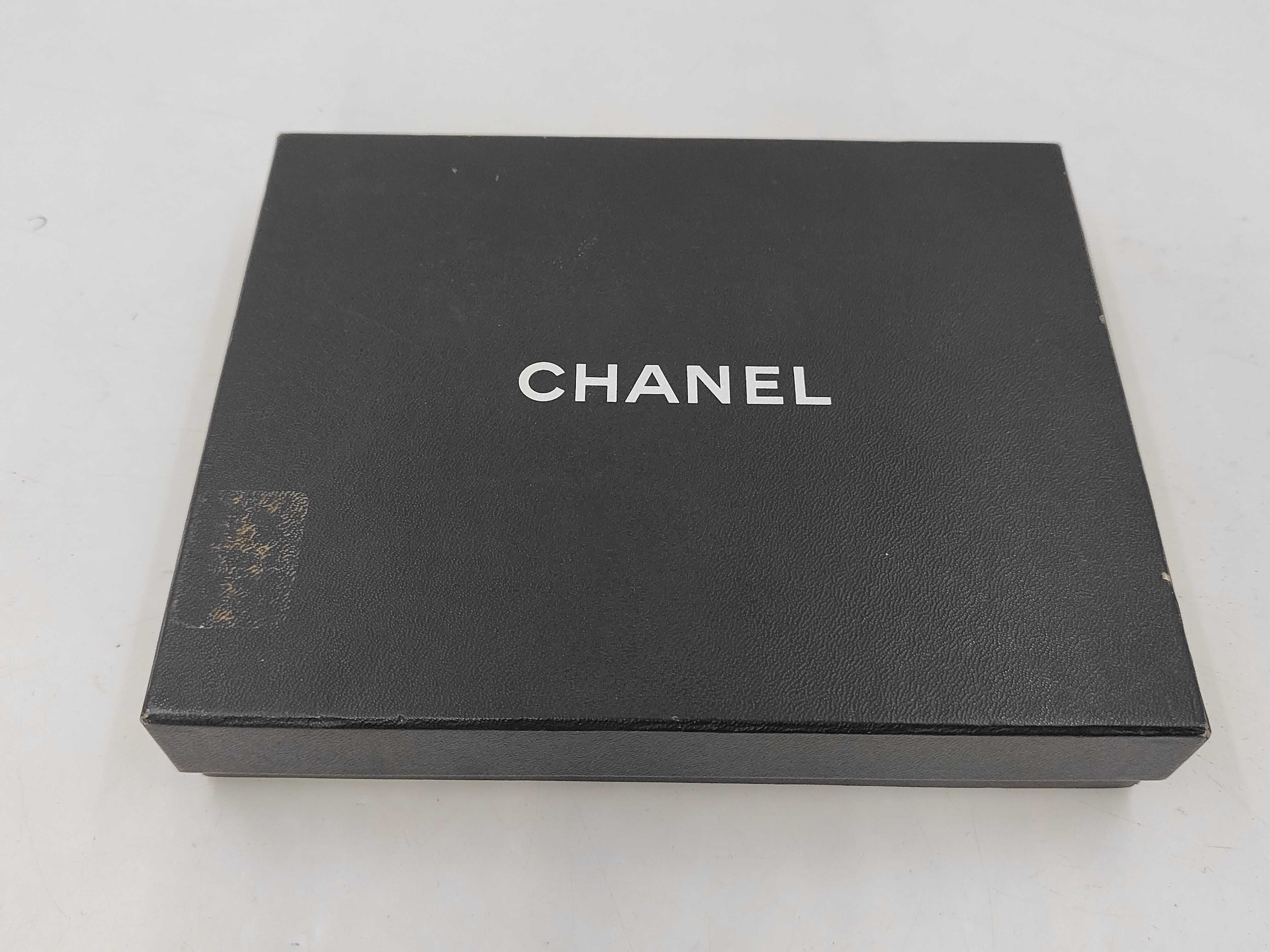 Chain Wallet Caviar Black GP Shoulder Bag — view 13