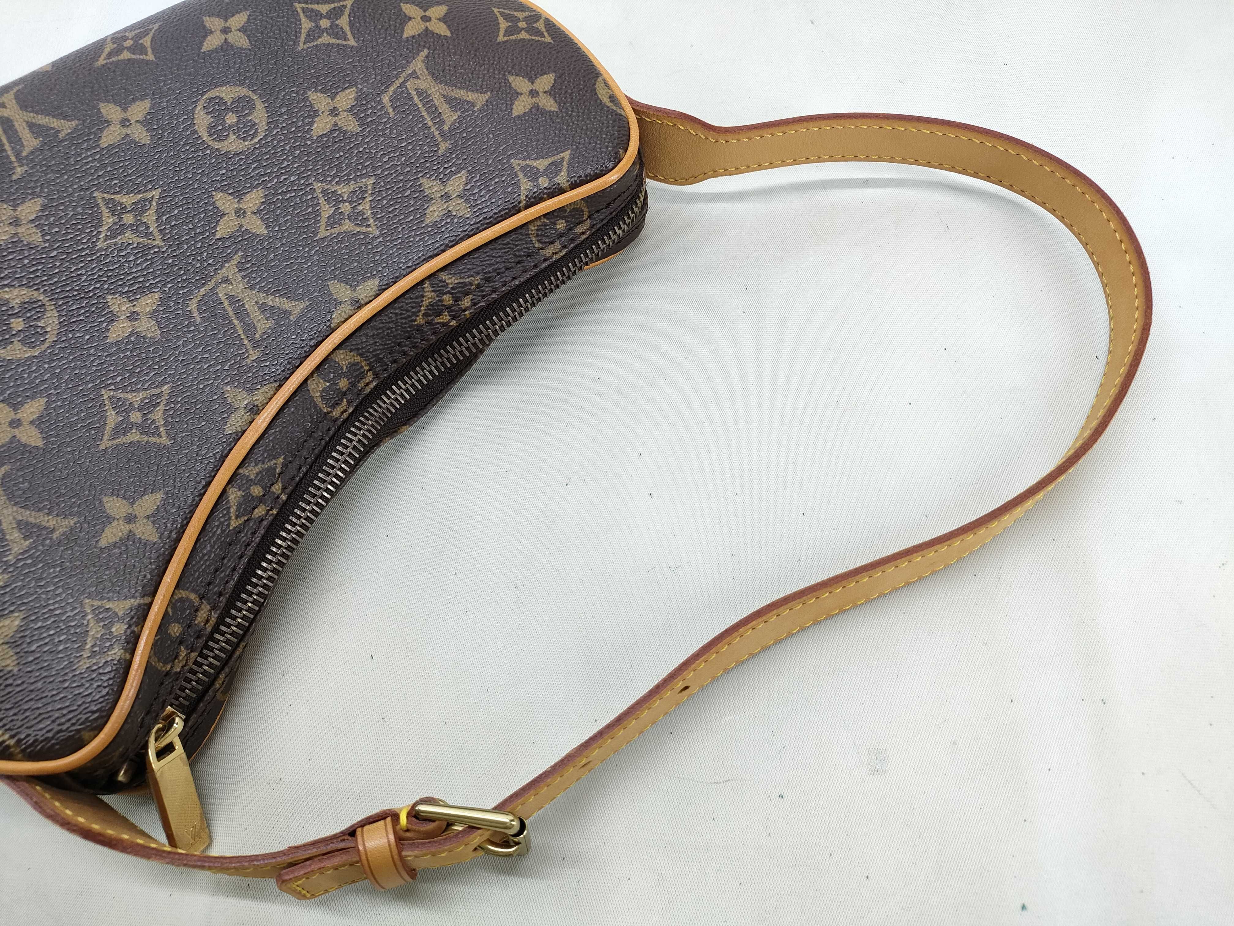 Monogram Pochette Croissant MI1023 Handbag — view 5
