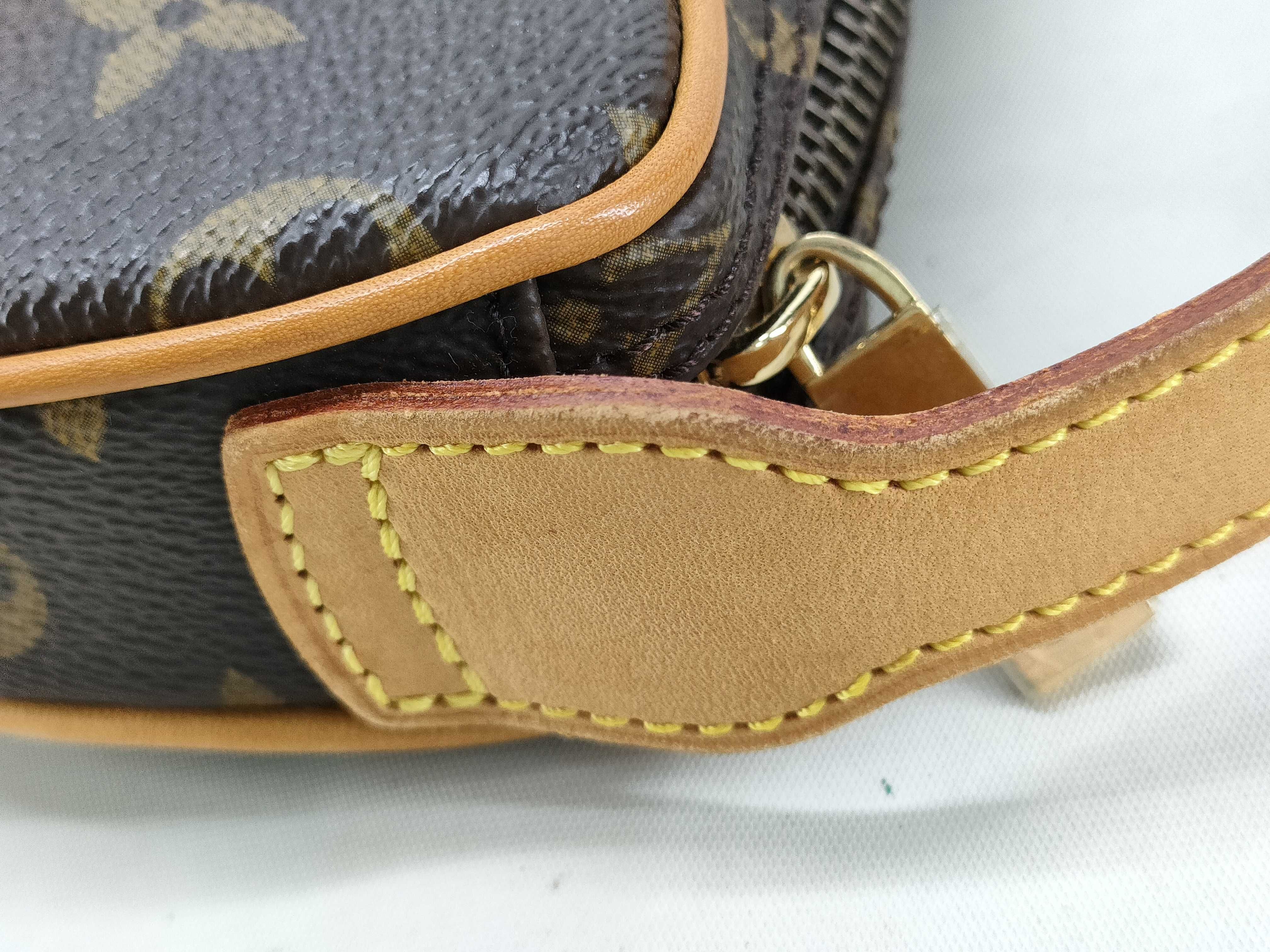 Monogram Pochette Croissant MI1023 Handbag — view 6