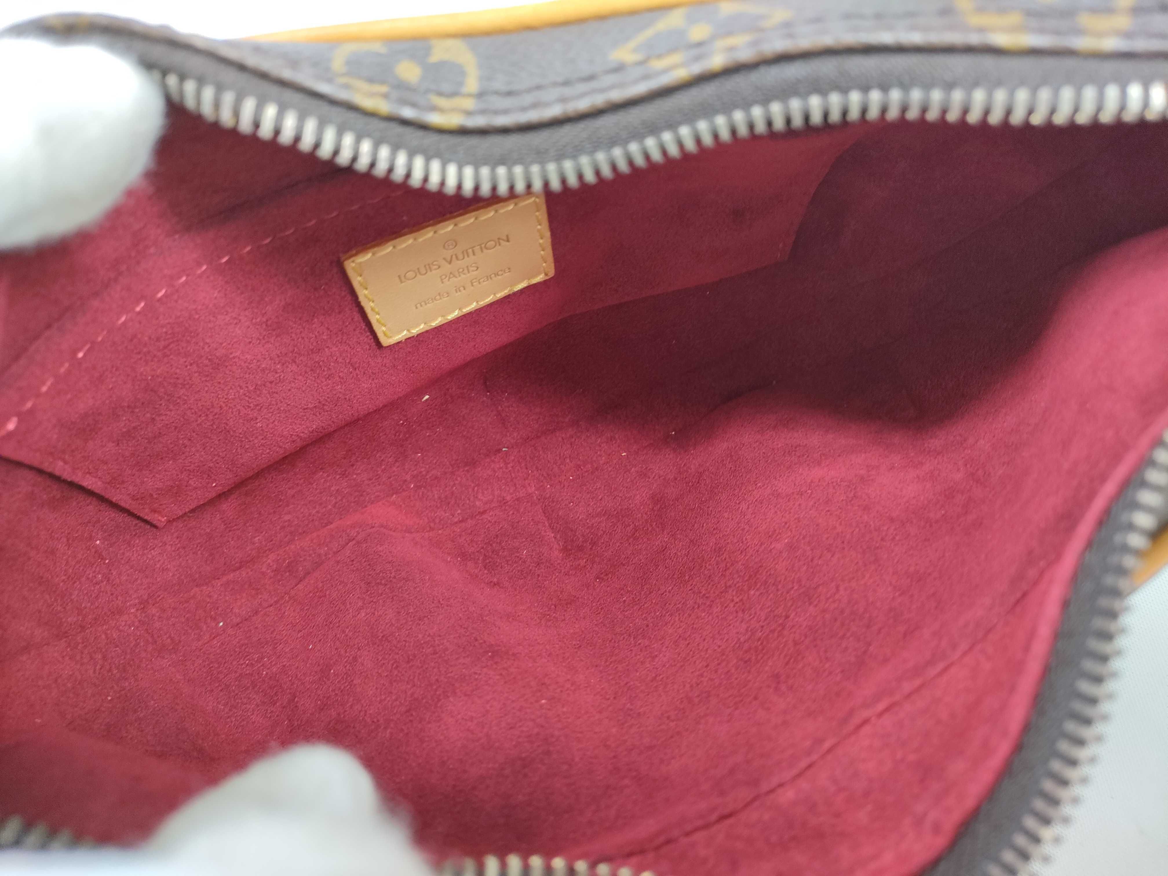 Monogram Pochette Croissant MI1023 Handbag — view 8