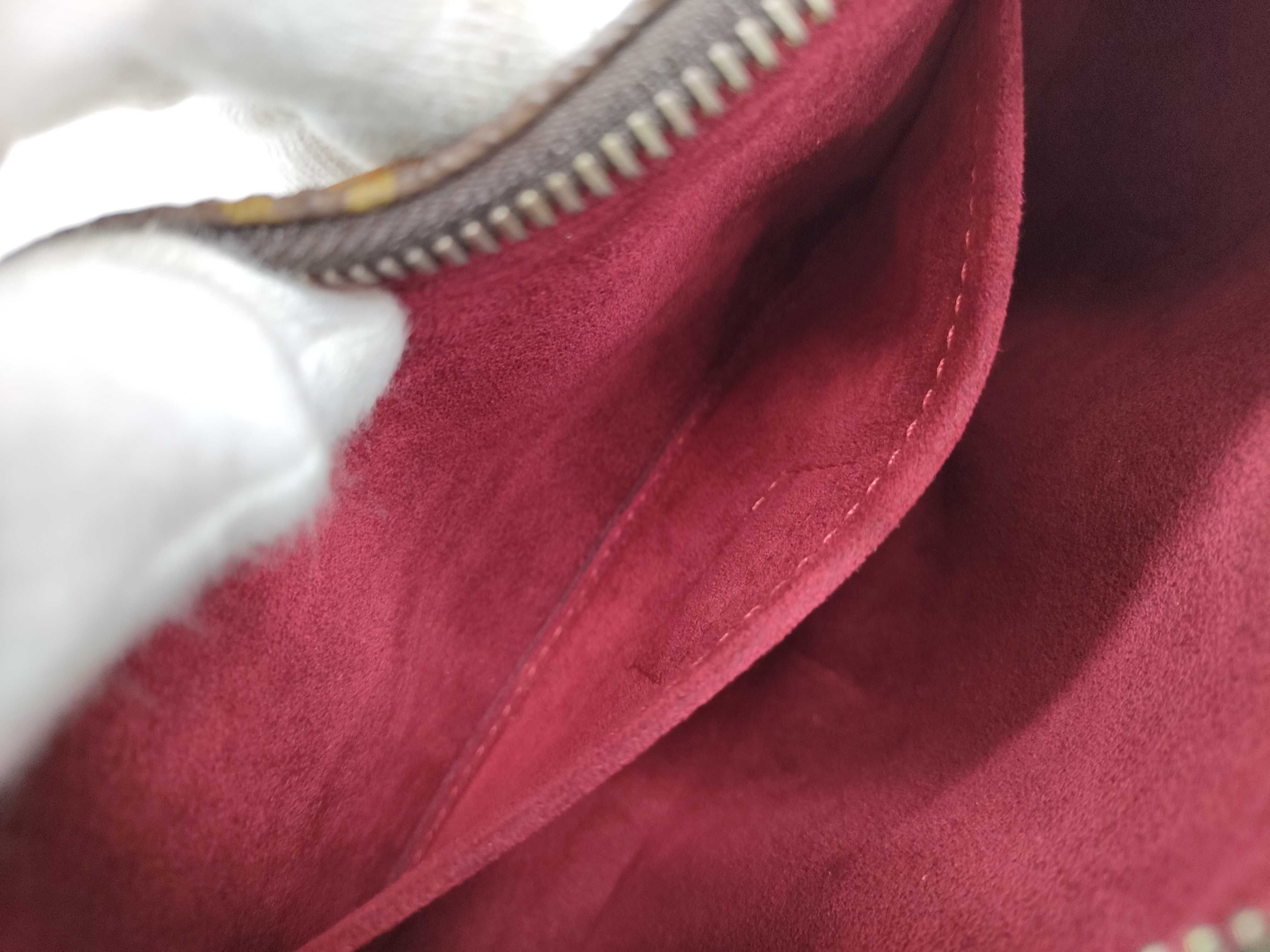 Monogram Pochette Croissant MI1023 Handbag — view 9