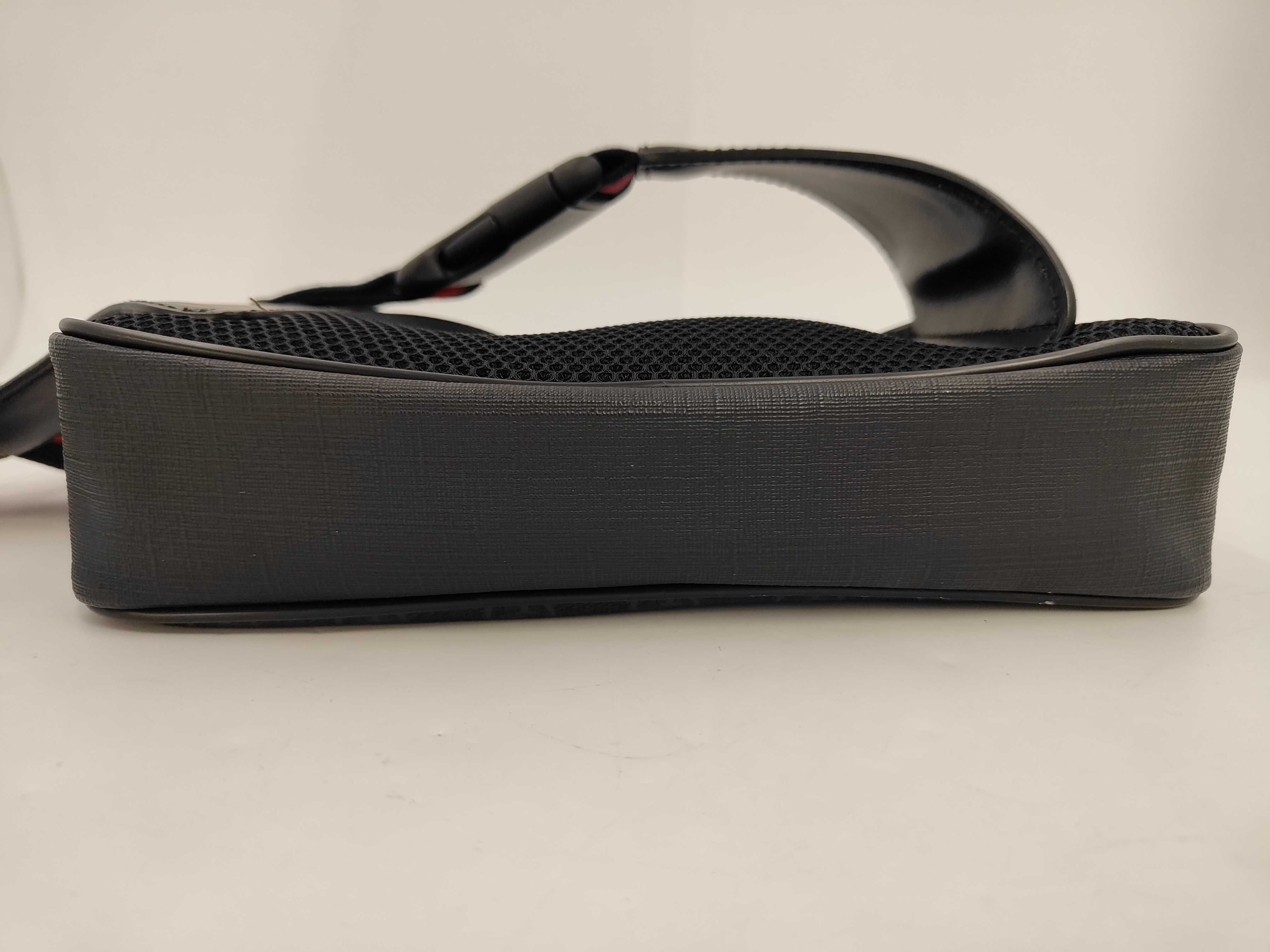 Body Bag Waist Bag — view 6