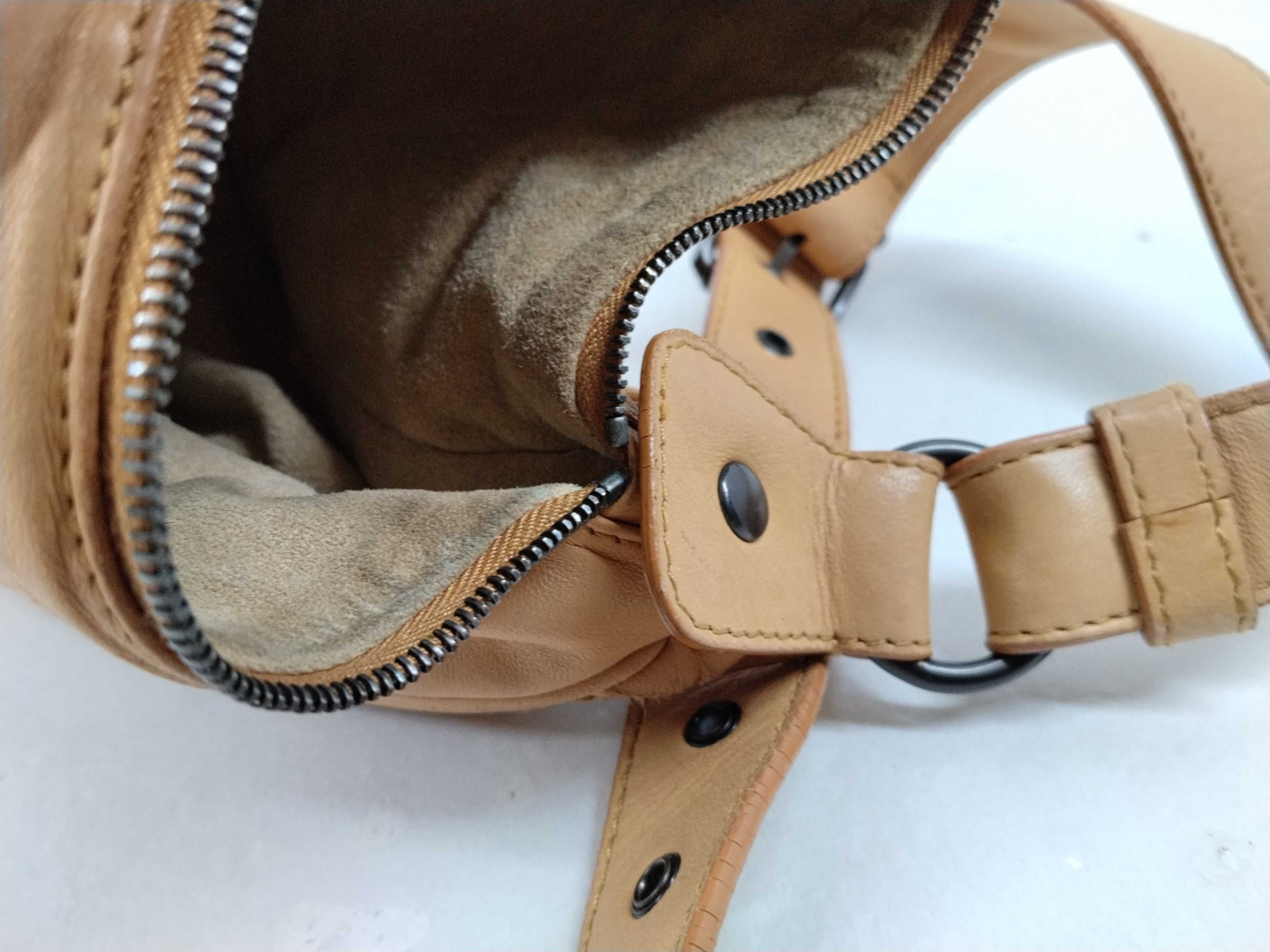 Intrecciato Beige Shoulder Bag with Mirror — view 12