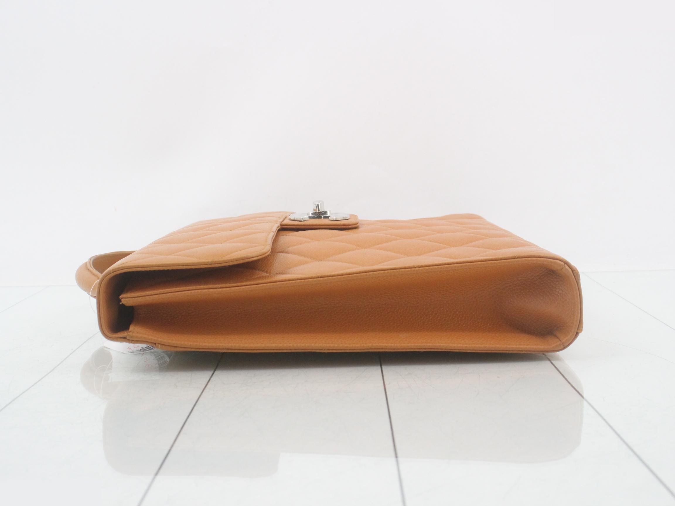 Matelassé Business Bag — view 4