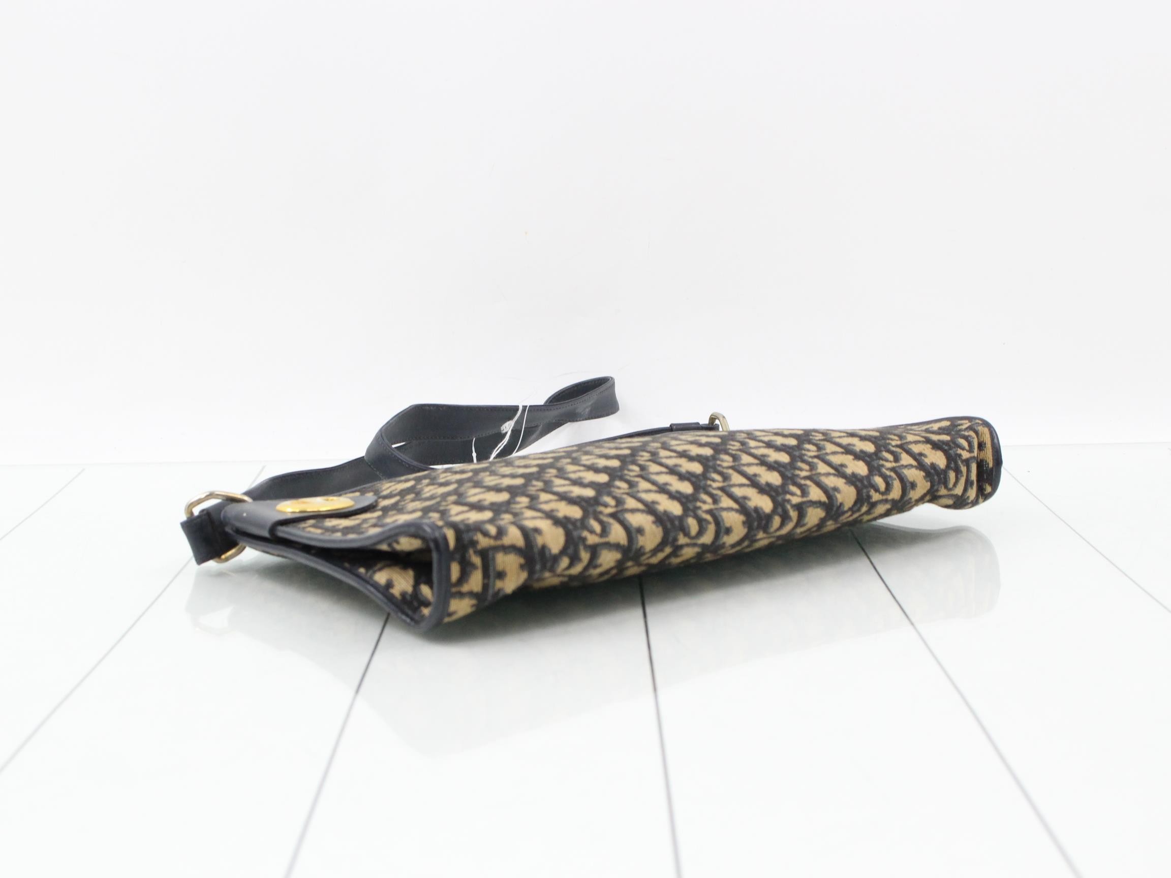 Shoulder bag — view 5