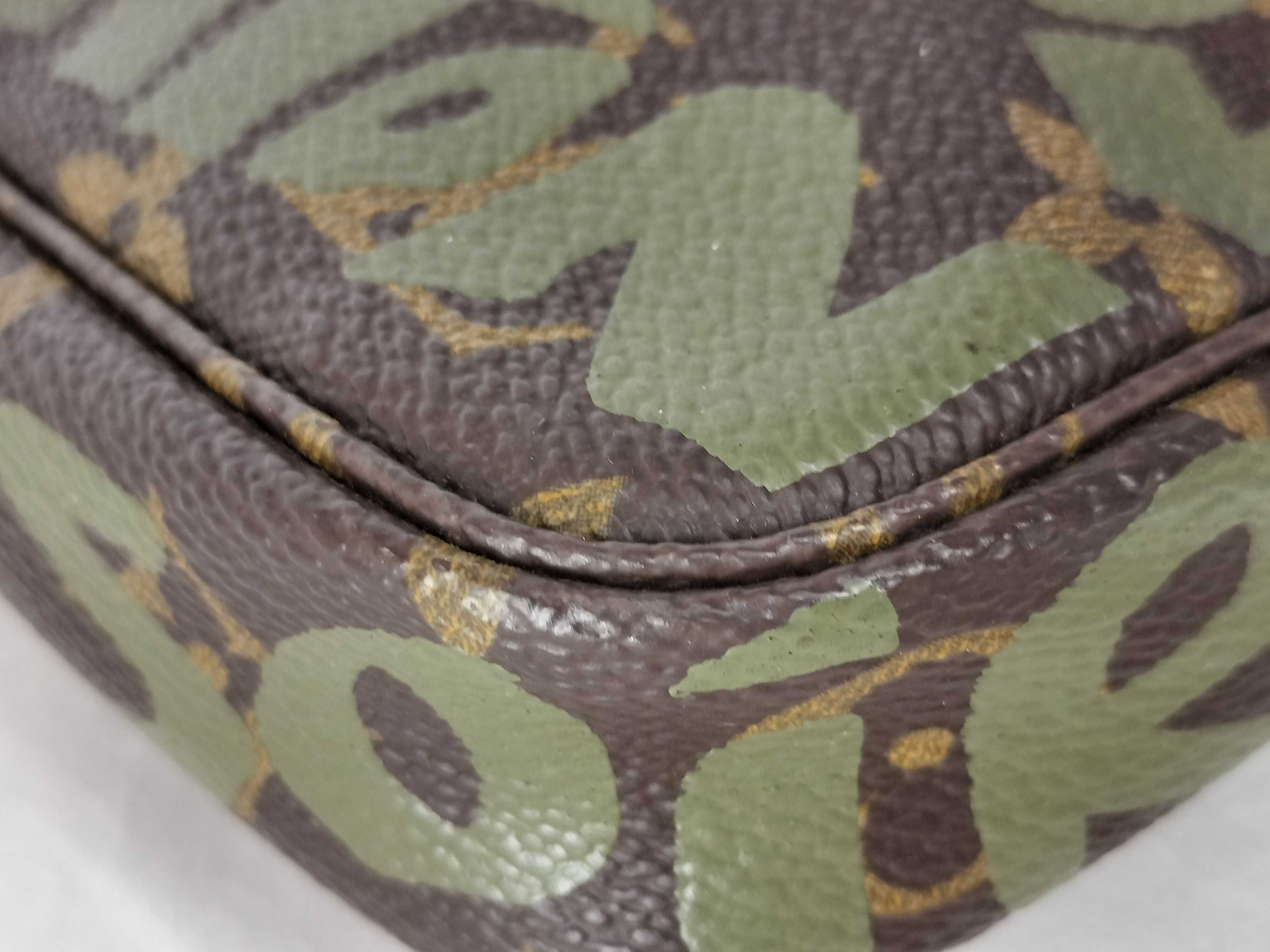 Monogram Graffiti Pochette Accessoires M92191 AR0071 Pouch — view 7