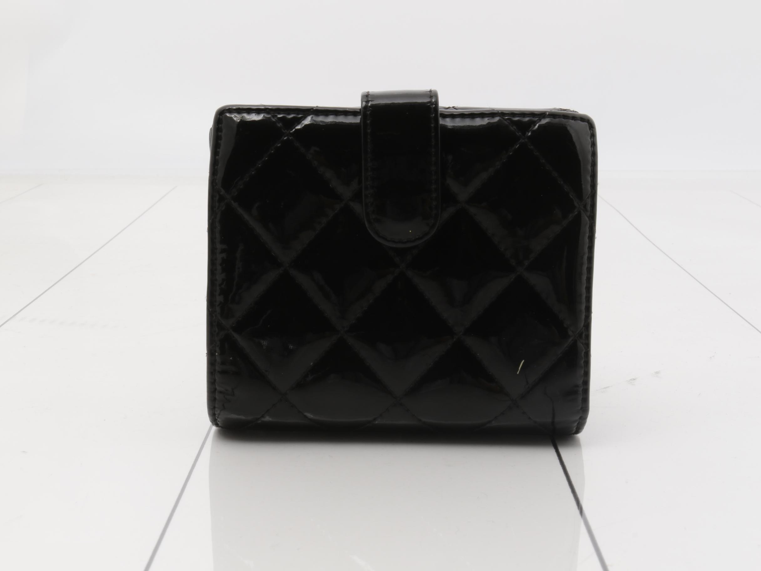 Matelassé Folding Wallet — view 2